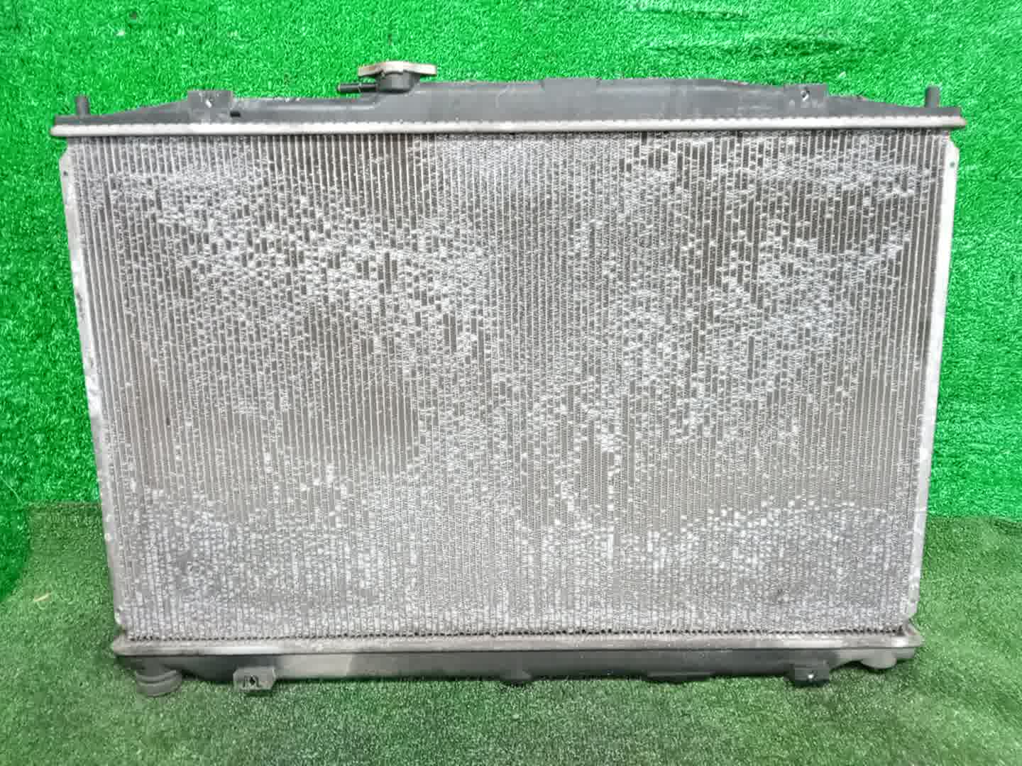 Радиатор основной HONDA ELYSION RR1 K24A 33232 2 ракурс