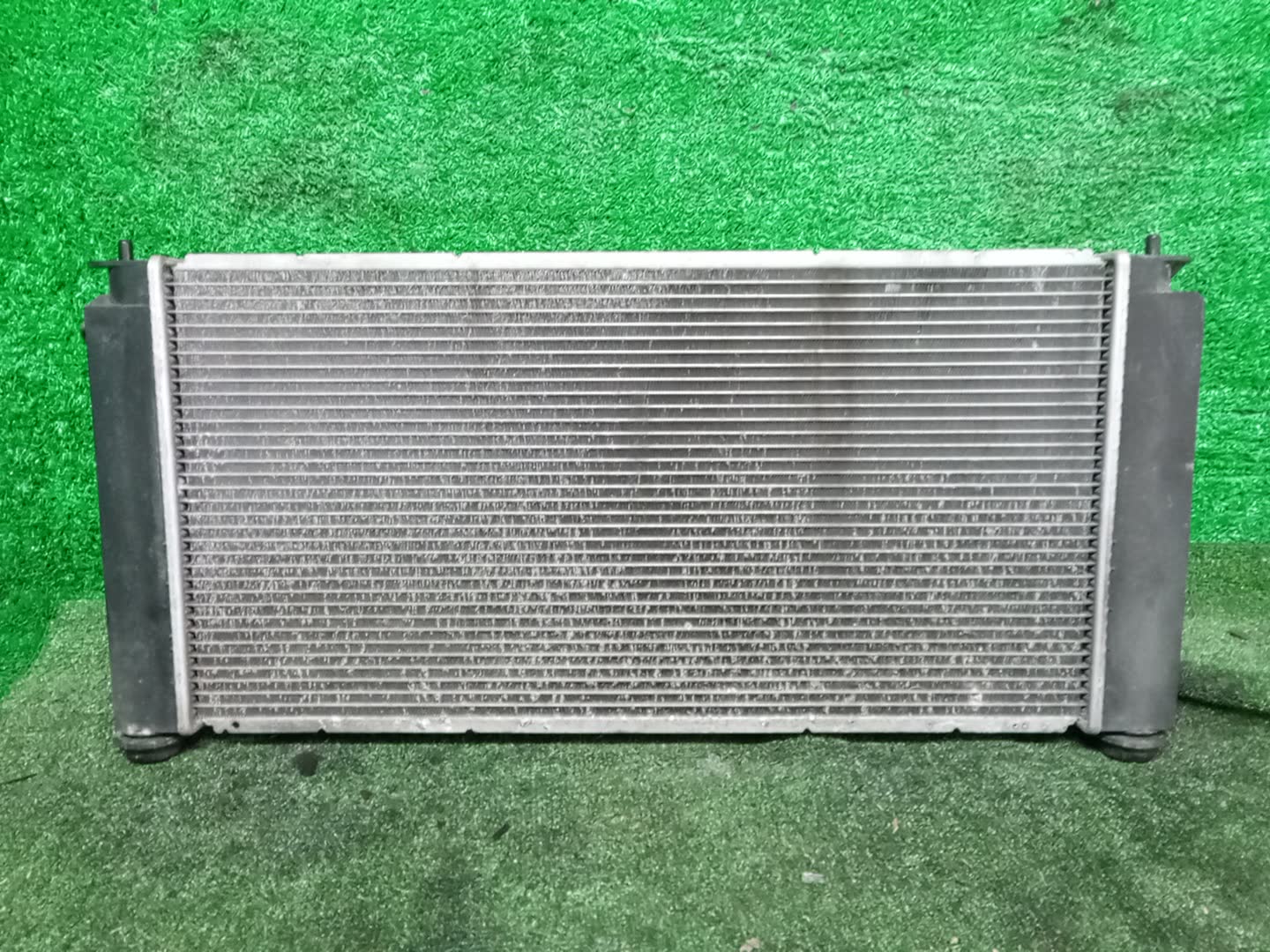 Радиатор основной TOYOTA CELICA ZZT230, ZZT231 2ZZ-GE 33405 2 ракурс
