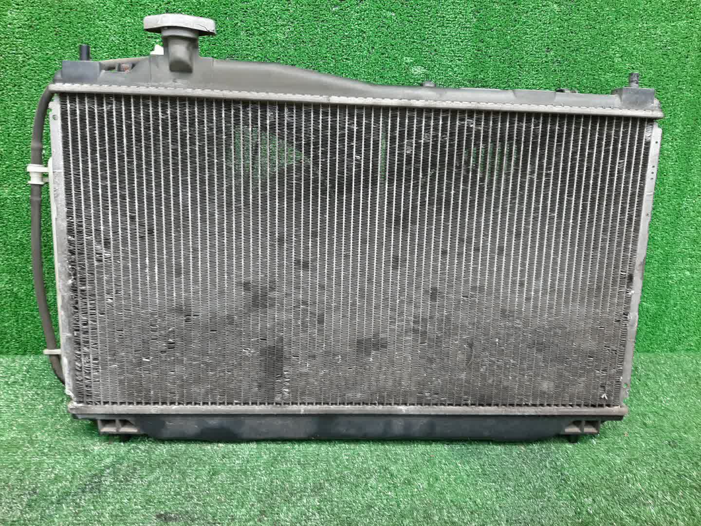 Радиатор основной HONDA CIVIC EU3, EU1, EU4, EU2 D17A, D15B 0833 2 ракурс