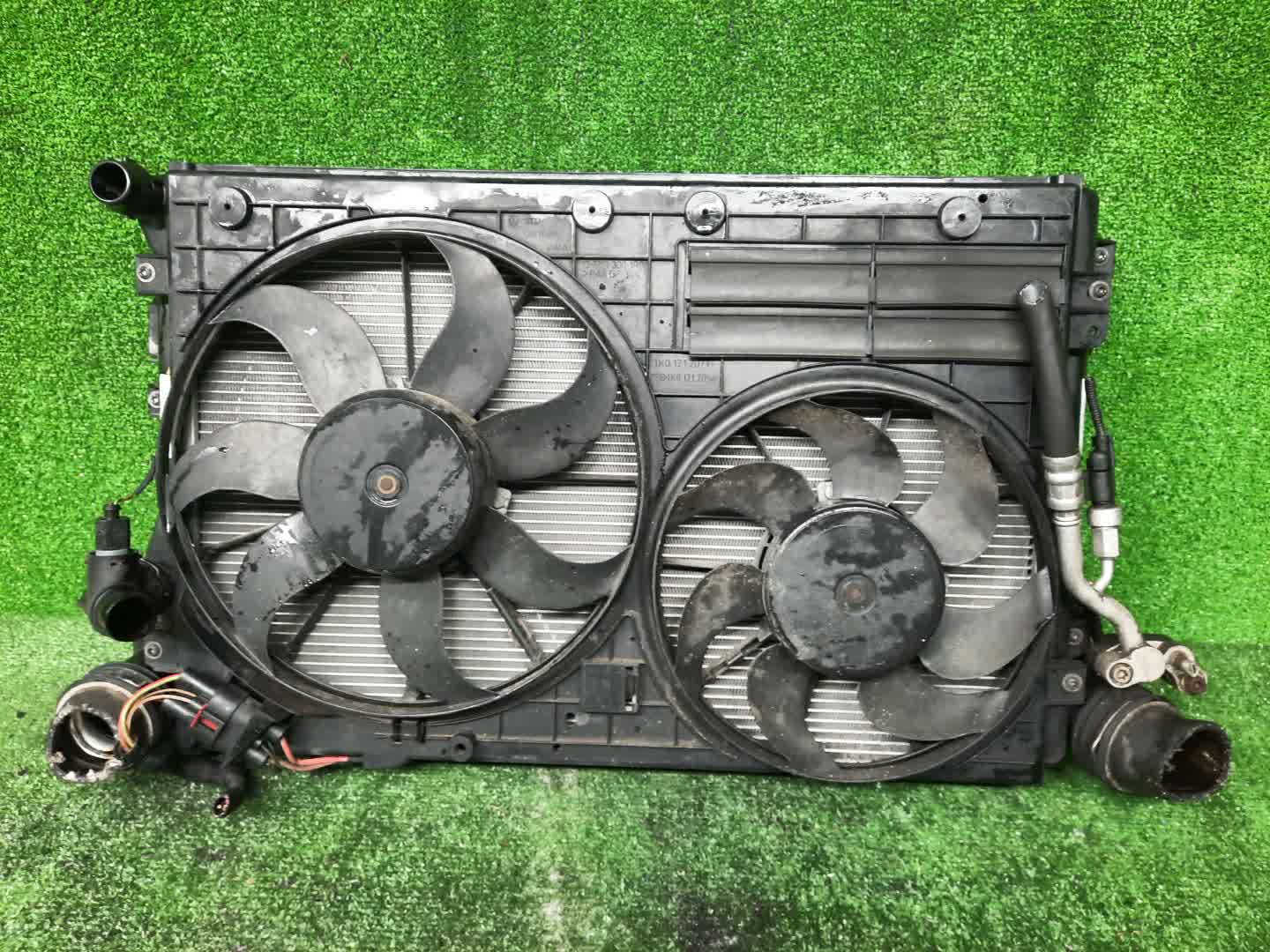 Радиатор основной AUDI TT 8J9, 8J3 BWA 1K0121251AB 1 ракурс