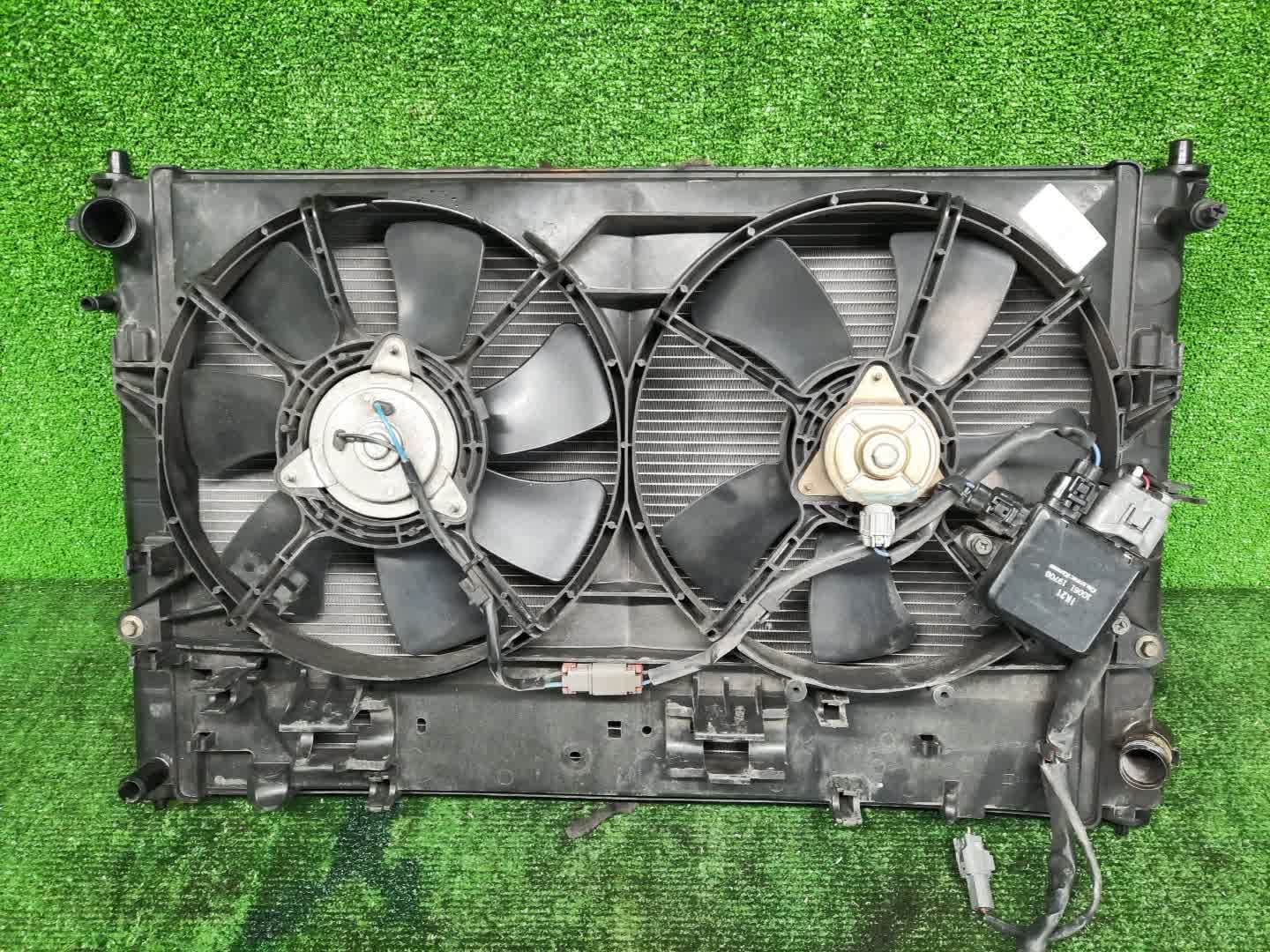 Радиатор основной MAZDA MPV LW3W L3-DE 1036 1 ракурс