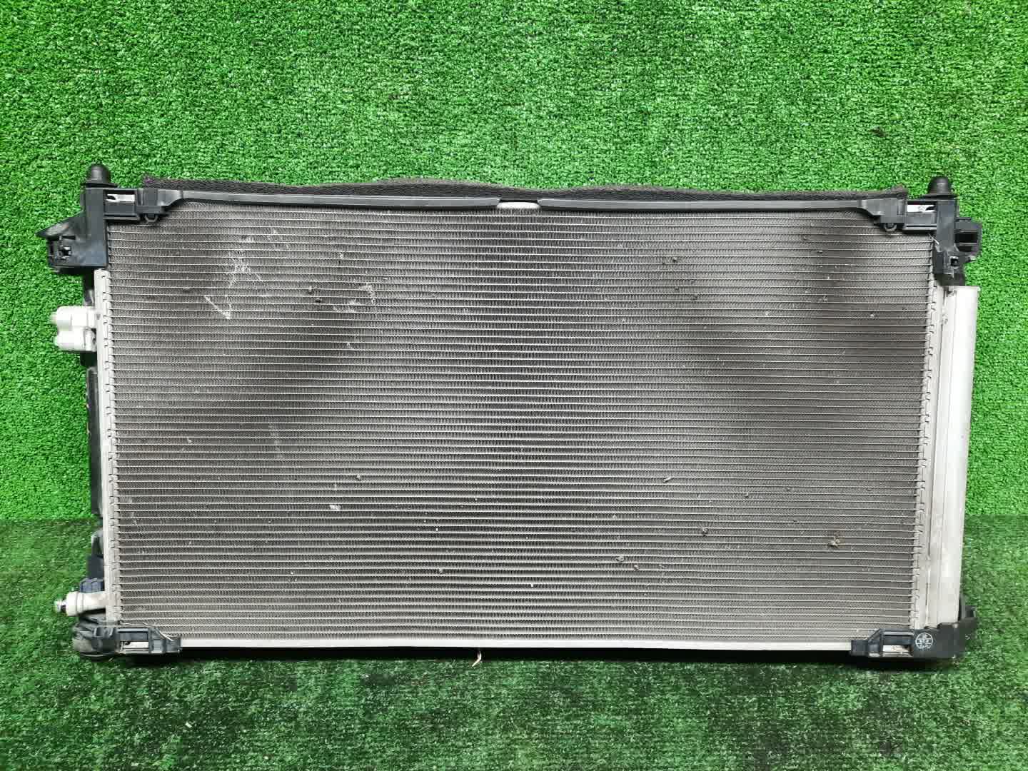 Радиатор основной TOYOTA PRIUS ZVW50, ZVW51, ZVW55 2ZR-FXE 1146 5 ракурс