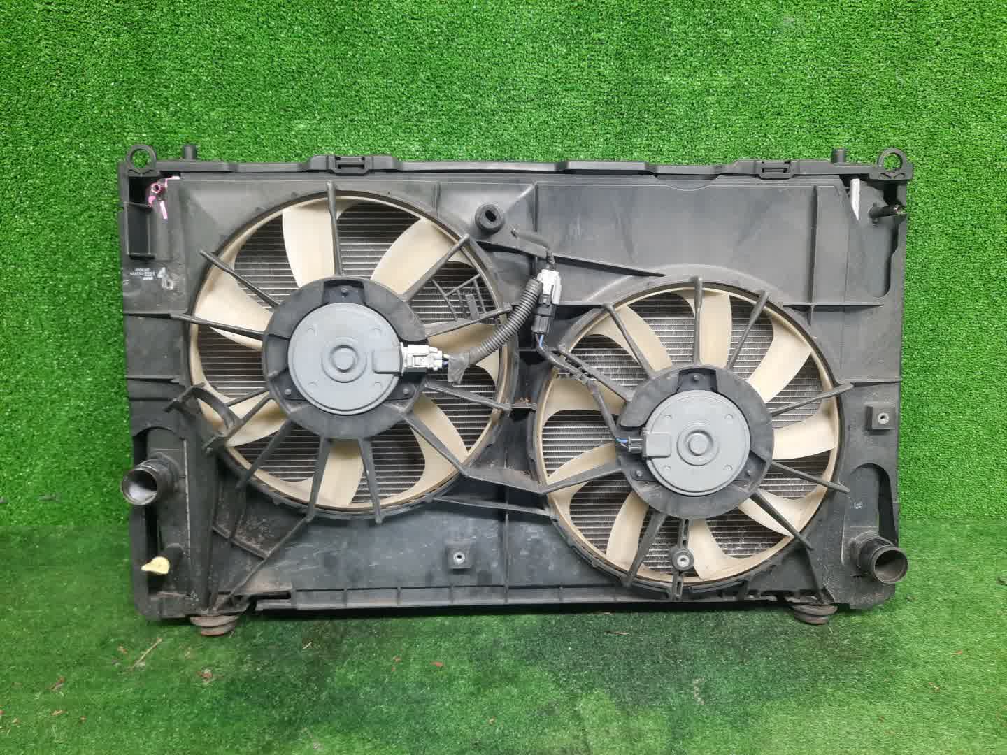 Радиатор основной TOYOTA ESTIMA GSR55W, ACR50W, GSR50W, ACR55W 2AZ-FE 1326 1 ракурс