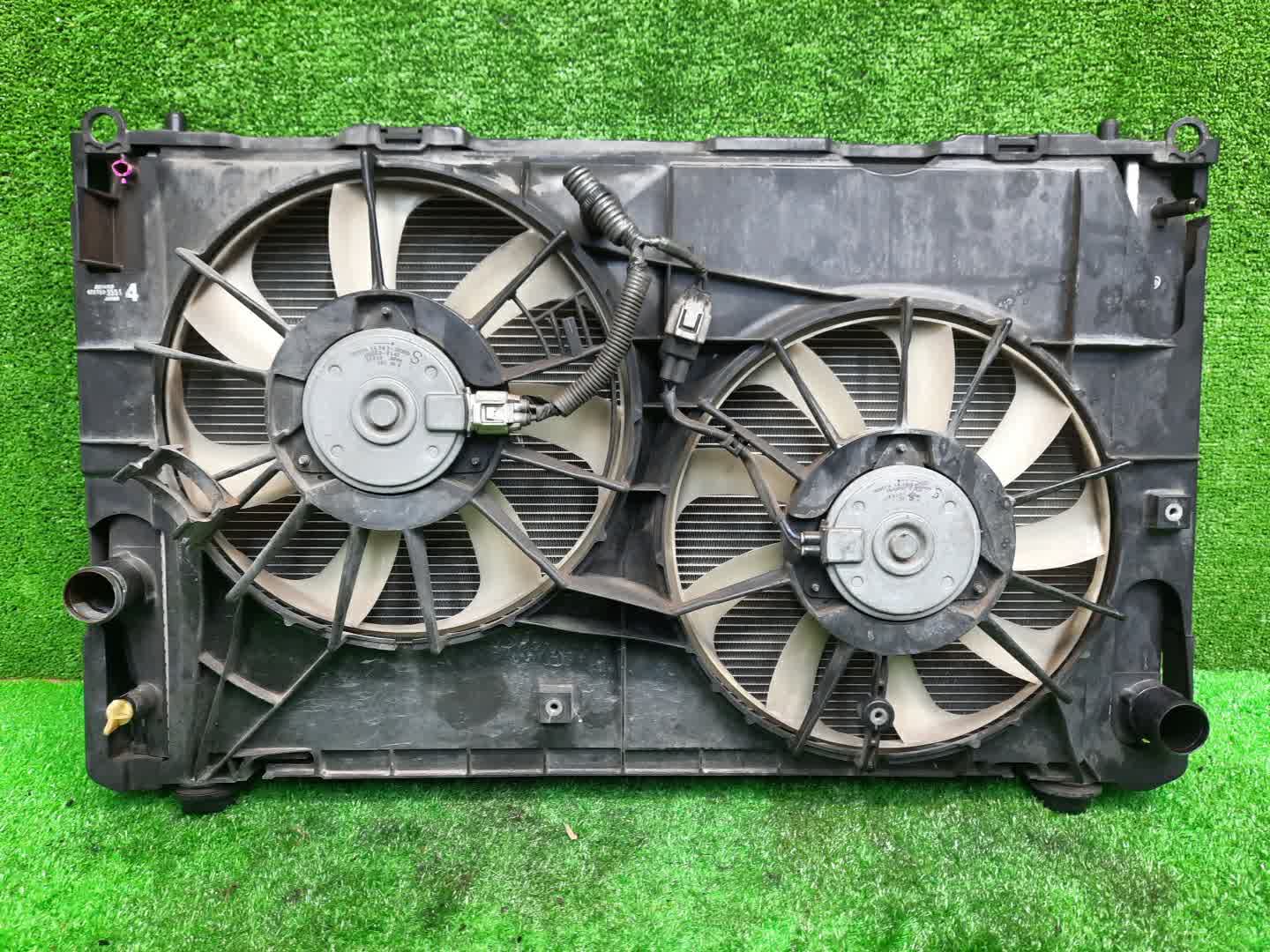 Радиатор основной TOYOTA ESTIMA GSR55W, ACR50W, GSR50W, ACR55W 2AZ-FE 1496 1 ракурс