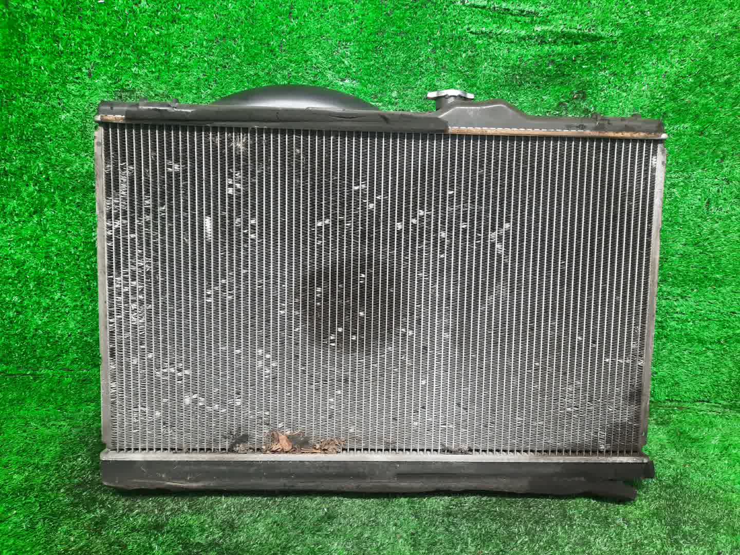 Радиатор основной TOYOTA BREVIS JCG10, JCG11, JCG15 1JZ-FSE 1509 2 ракурс