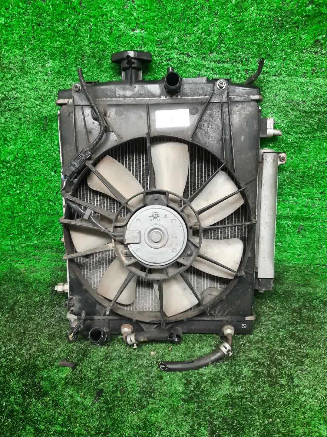 Радиатор основной HONDA N-BOX JF1 S07A 1729 1 ракурс