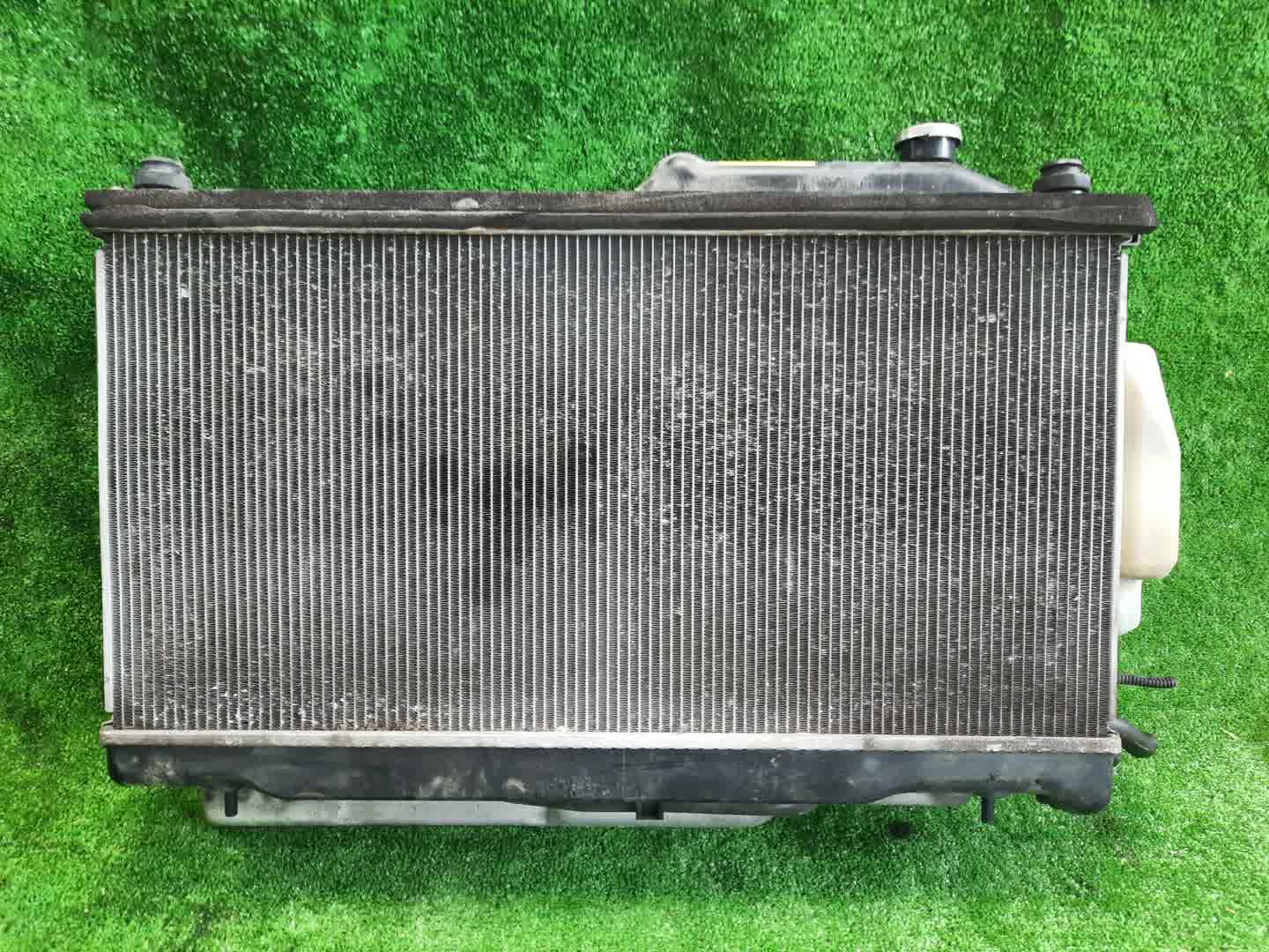 Радиатор основной SUBARU OUTBACK BPH, BP9, BPE EJ25T 1991 1 ракурс