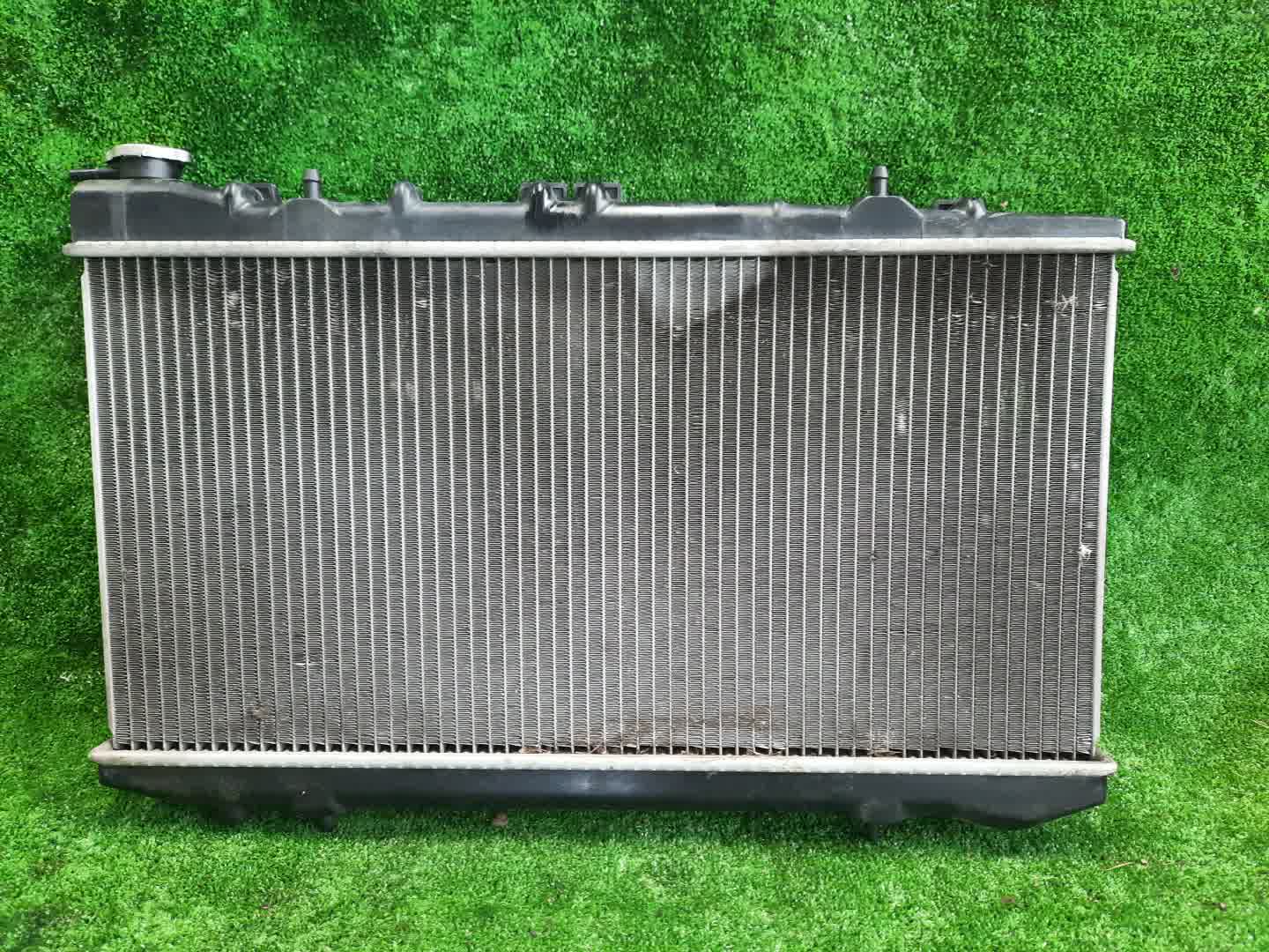 Радиатор основной NISSAN RASHEEN RFNB14 GA15DE 2014 1 ракурс