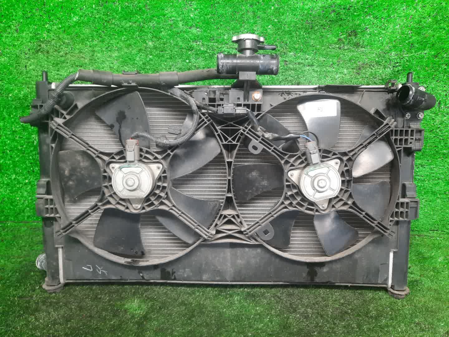 Радиатор основной MITSUBISHI LANCER, GALANT FORTIS CY4A, CY2A, CY3A, CY6A, CX6A, CX4A, CX3A 4B11 2320 1 ракурс Радиатор основной MITSUBISHI LANCER, GALANT FORTIS CY4A, CY2A, CY3A, CY6A, CX6A, CX4A, CX3A 4B11 2320 1 ракурс