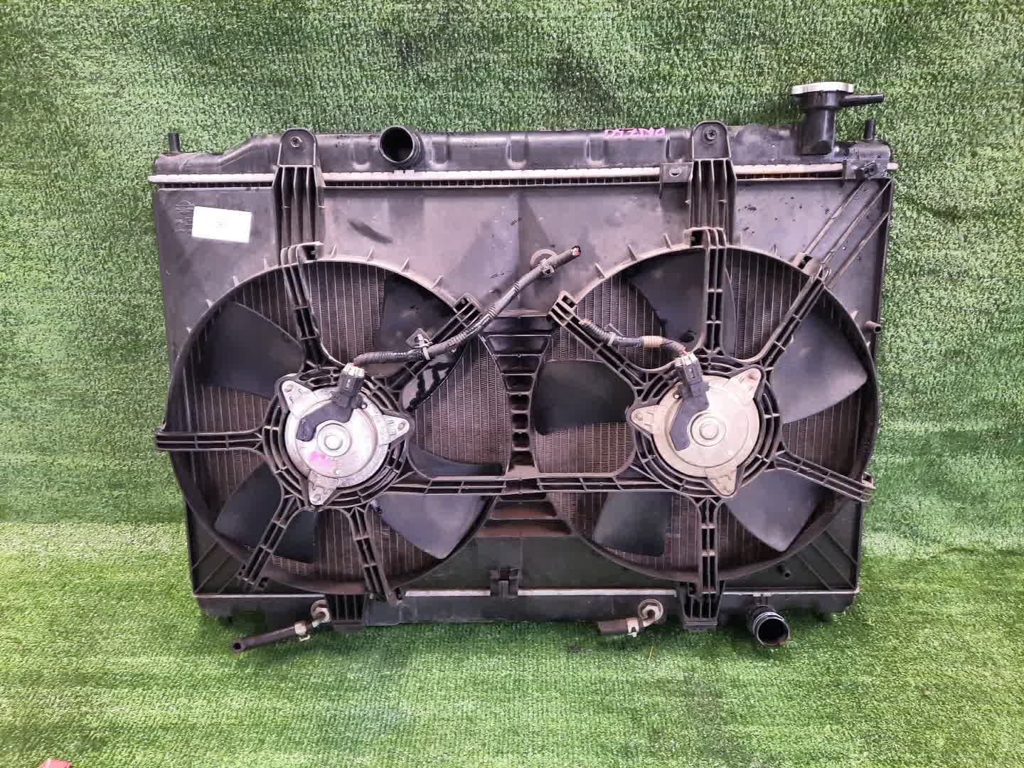 Радиатор основной NISSAN MURANO Z50, TZ50, PNZ50, PZ50 VQ35DE 2384 1 ракурс