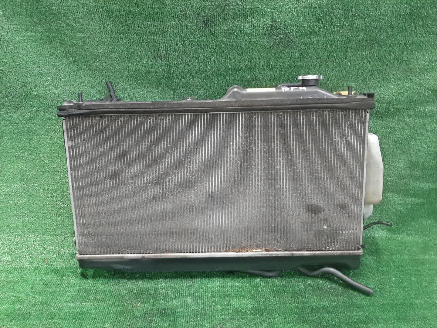 Радиатор основной SUBARU OUTBACK BPH, BP9, BPE EJ255 2505 2 ракурс