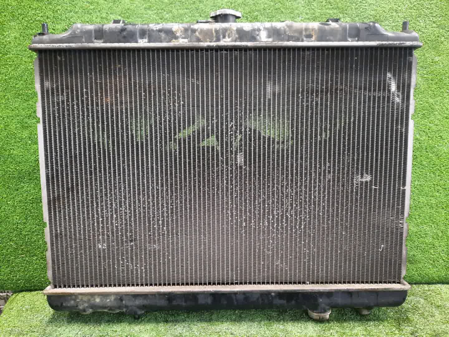 Радиатор основной NISSAN LIBERTY RM12, RNM12 QR20DE 2890 2 ракурс