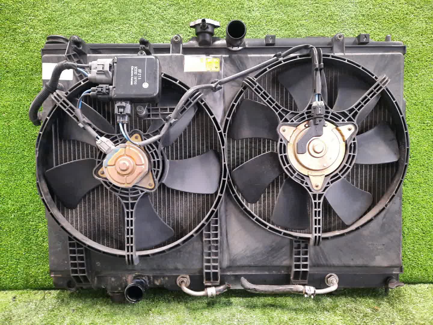 Радиатор основной MITSUBISHI AIRTREK CU2W, CU4W 4G63 2898 1 ракурс
