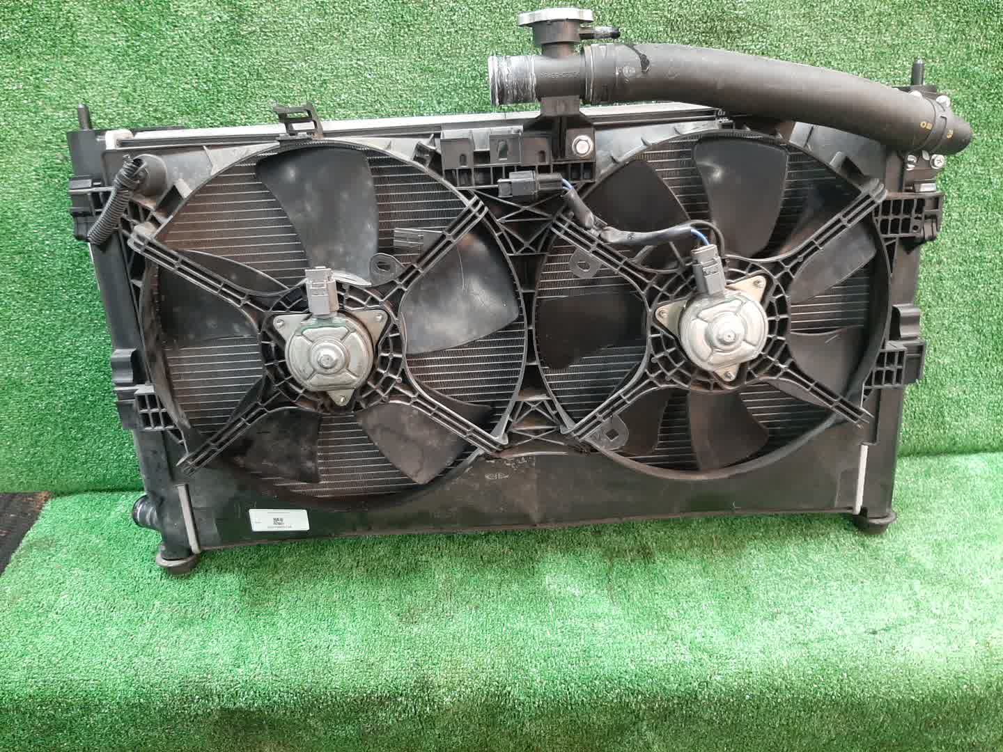 Радиатор основной MITSUBISHI LANCER, GALANT FORTIS CY4A, CY2A, CY3A, CY6A, CX6A, CX4A, CX3A 4B11 3155 1 ракурс Радиатор основной MITSUBISHI LANCER, GALANT FORTIS CY4A, CY2A, CY3A, CY6A, CX6A, CX4A, CX3A 4B11 3155 1 ракурс