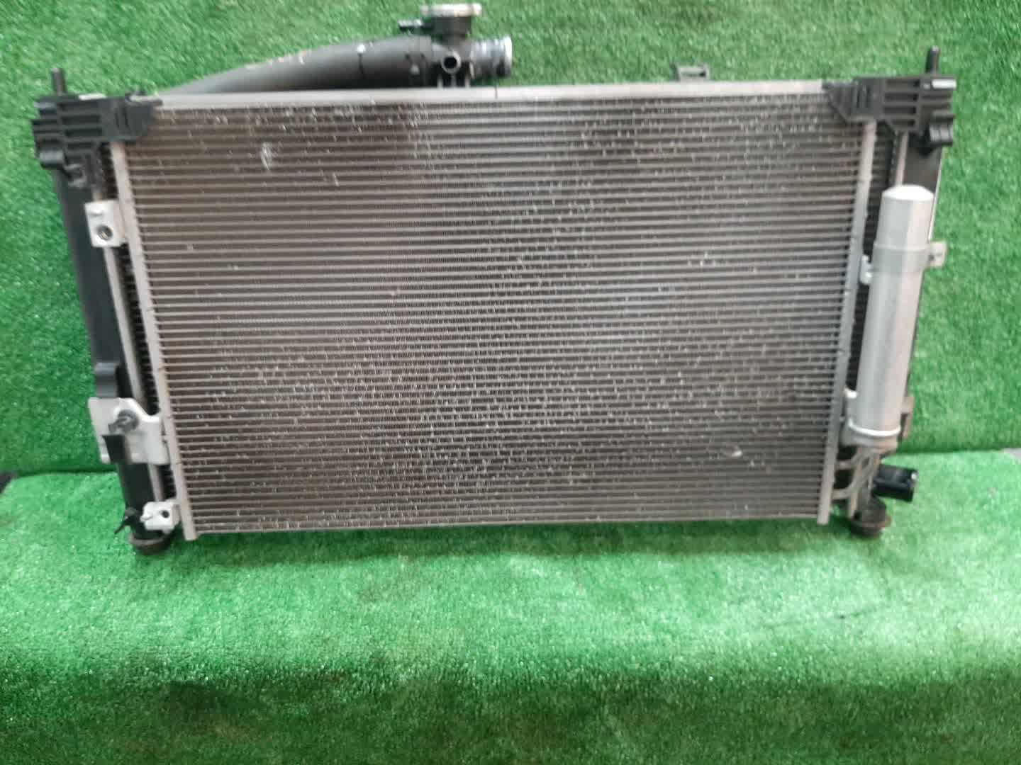 Радиатор основной MITSUBISHI LANCER, GALANT FORTIS CY4A, CY2A, CY3A, CY6A, CX6A, CX4A, CX3A 4B11 3155 2 ракурс