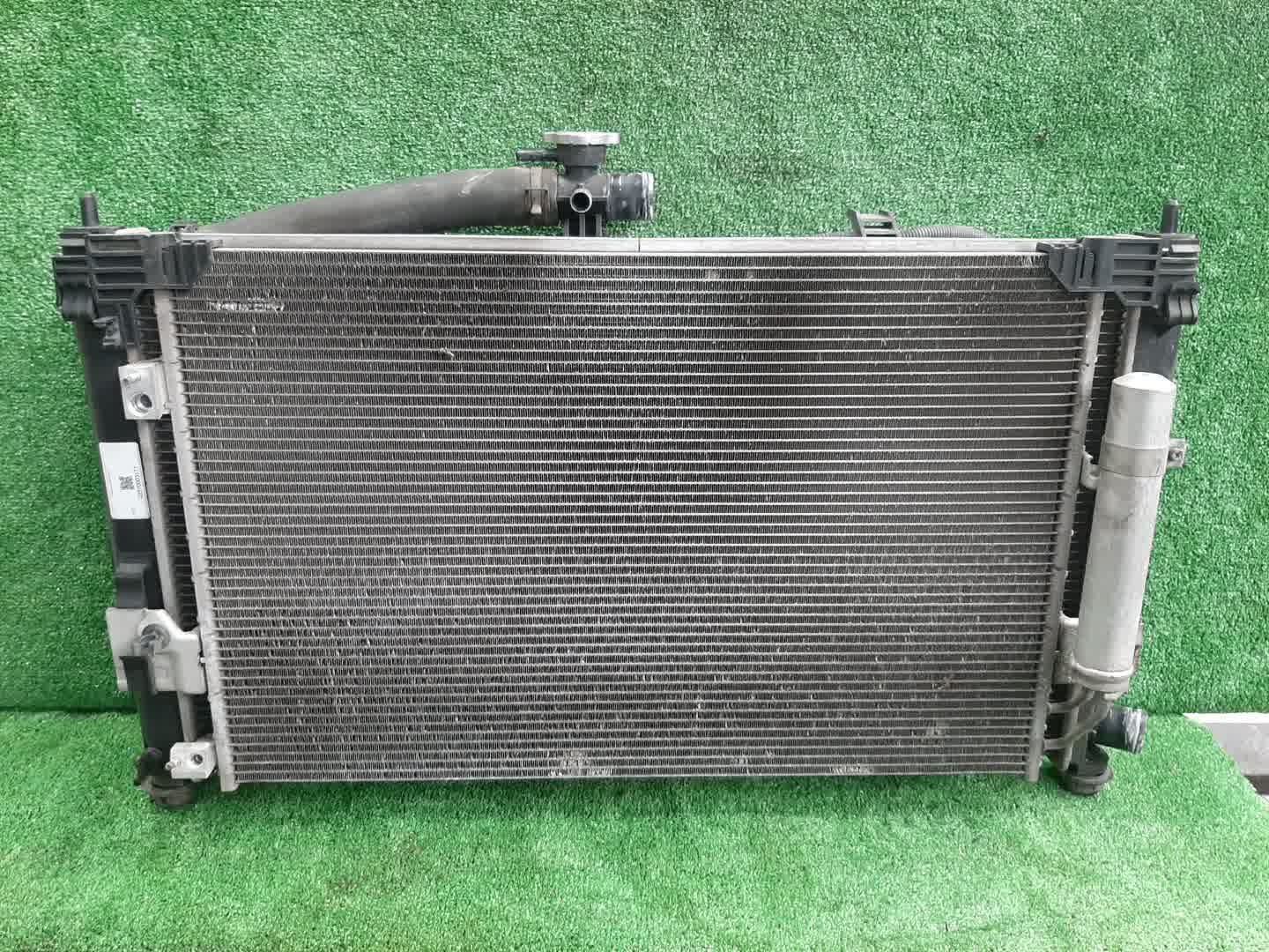 Радиатор основной MITSUBISHI LANCER, GALANT FORTIS CY4A, CY2A, CY3A, CY6A, CX6A, CX4A, CX3A 4B11 3171 2 ракурс Радиатор основной MITSUBISHI LANCER, GALANT FORTIS CY4A, CY2A, CY3A, CY6A, CX6A, CX4A, CX3A 4B11 3171 2 ракурс