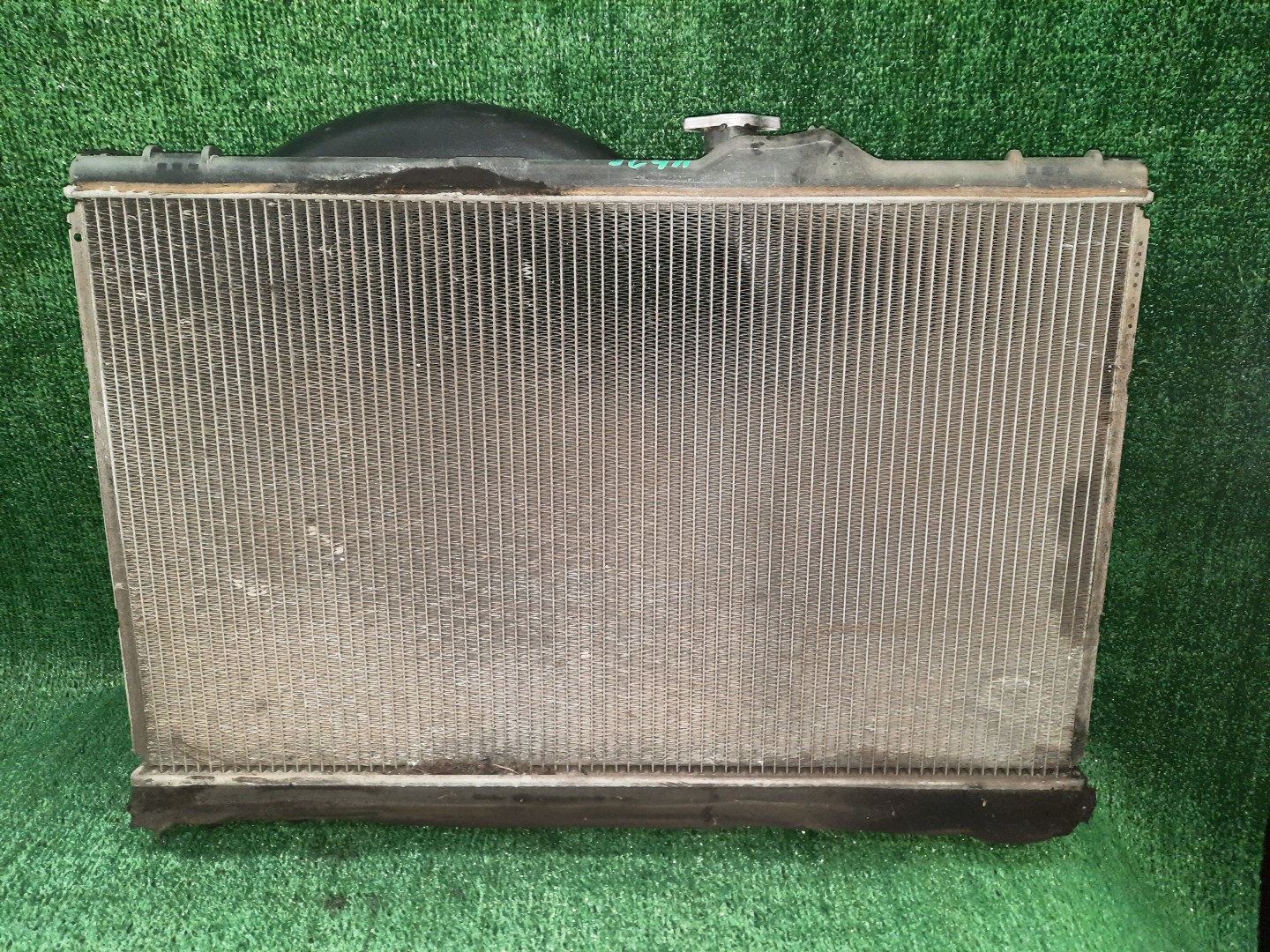 Радиатор основной TOYOTA BREVIS JCG10, JCG11, JCG15 2JZ-FSE 3296 2 ракурс