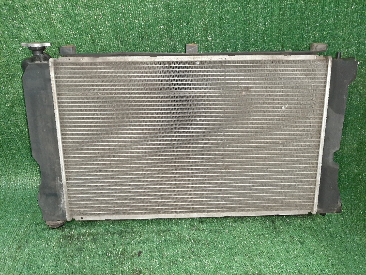 Радиатор основной TOYOTA AVENSIS ZZT251, AZT250, AZT255, AZT251 2AZ-FSE 3344 2 ракурс