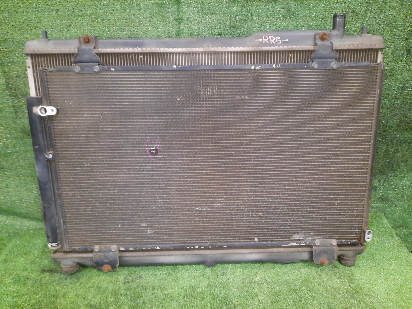 Радиатор основной HONDA ELYSION RR5 J35A 3465 2 ракурс