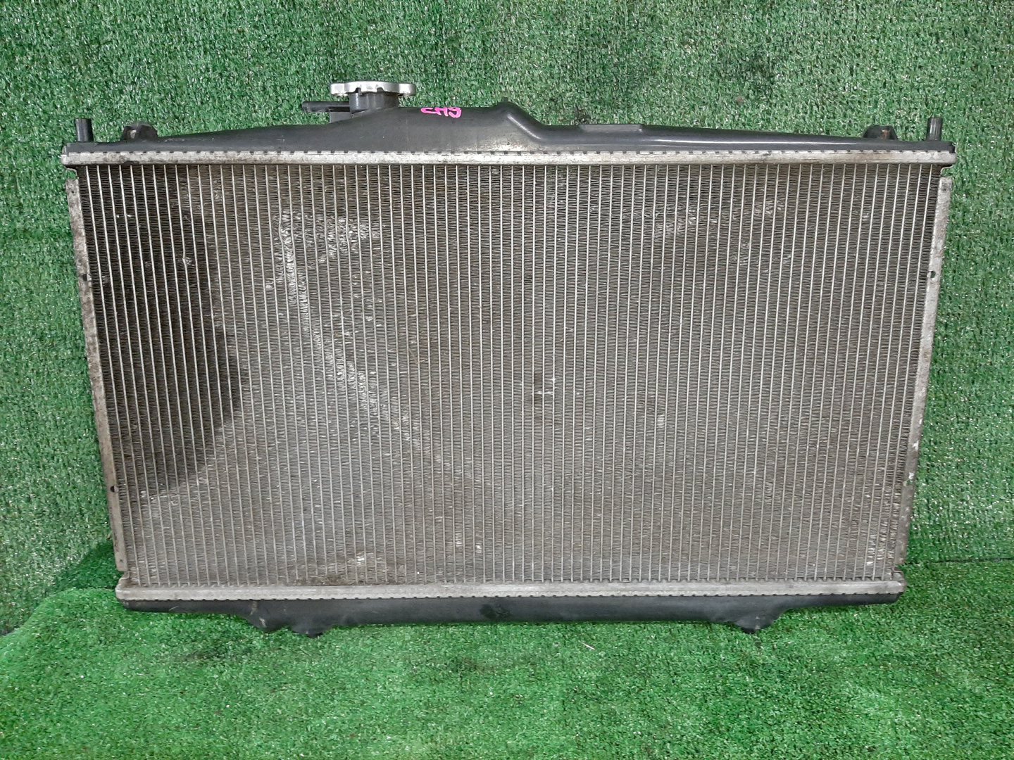 Радиатор основной HONDA ACCORD CF4, CF6, CF3, CF5, CF7, CH9 F20B, F23A, F18B, H23A 3520 2 ракурс