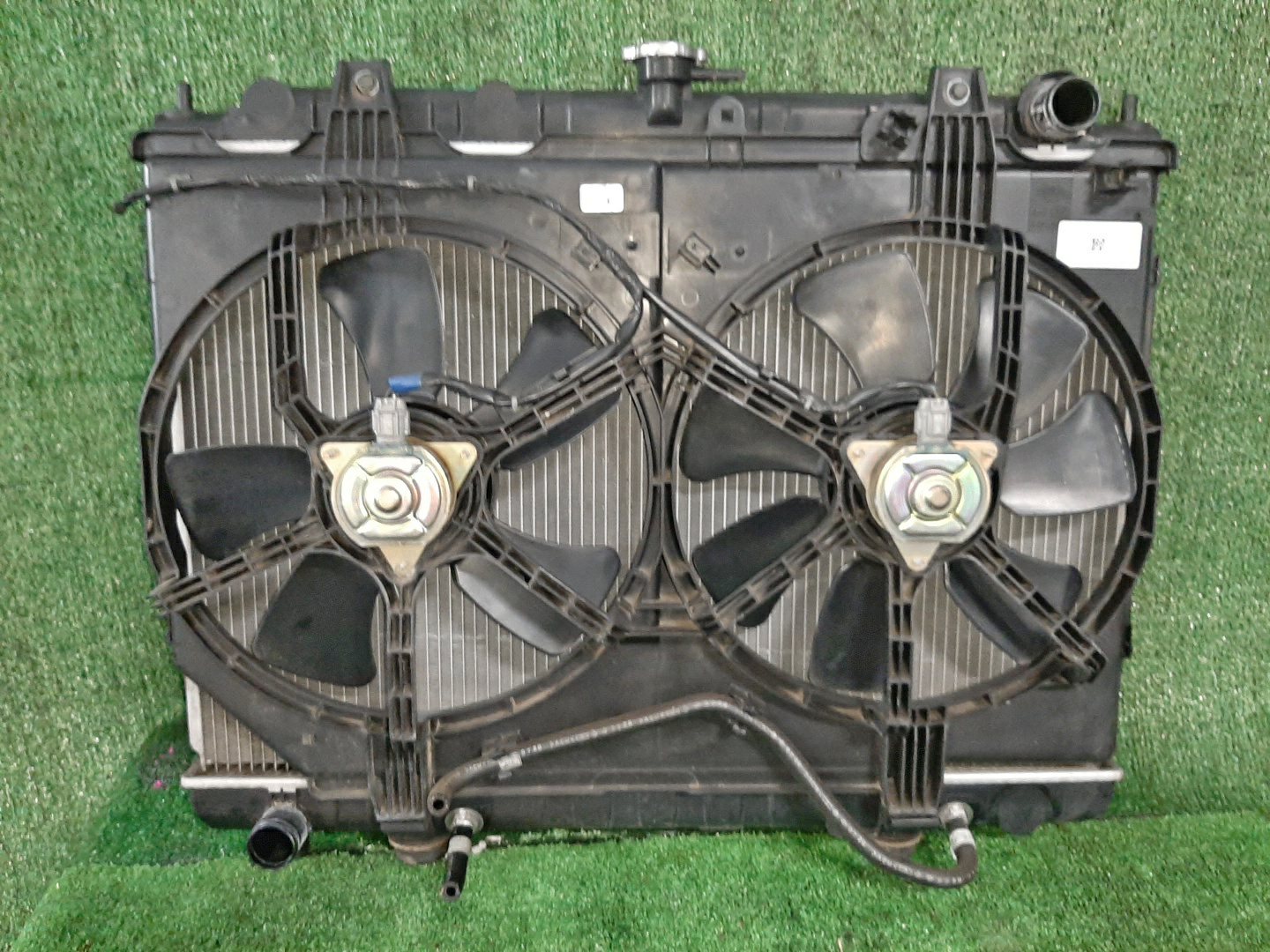 Радиатор основной  NISSAN SERENA PC24 SR20DE ,3598 1 ракурс