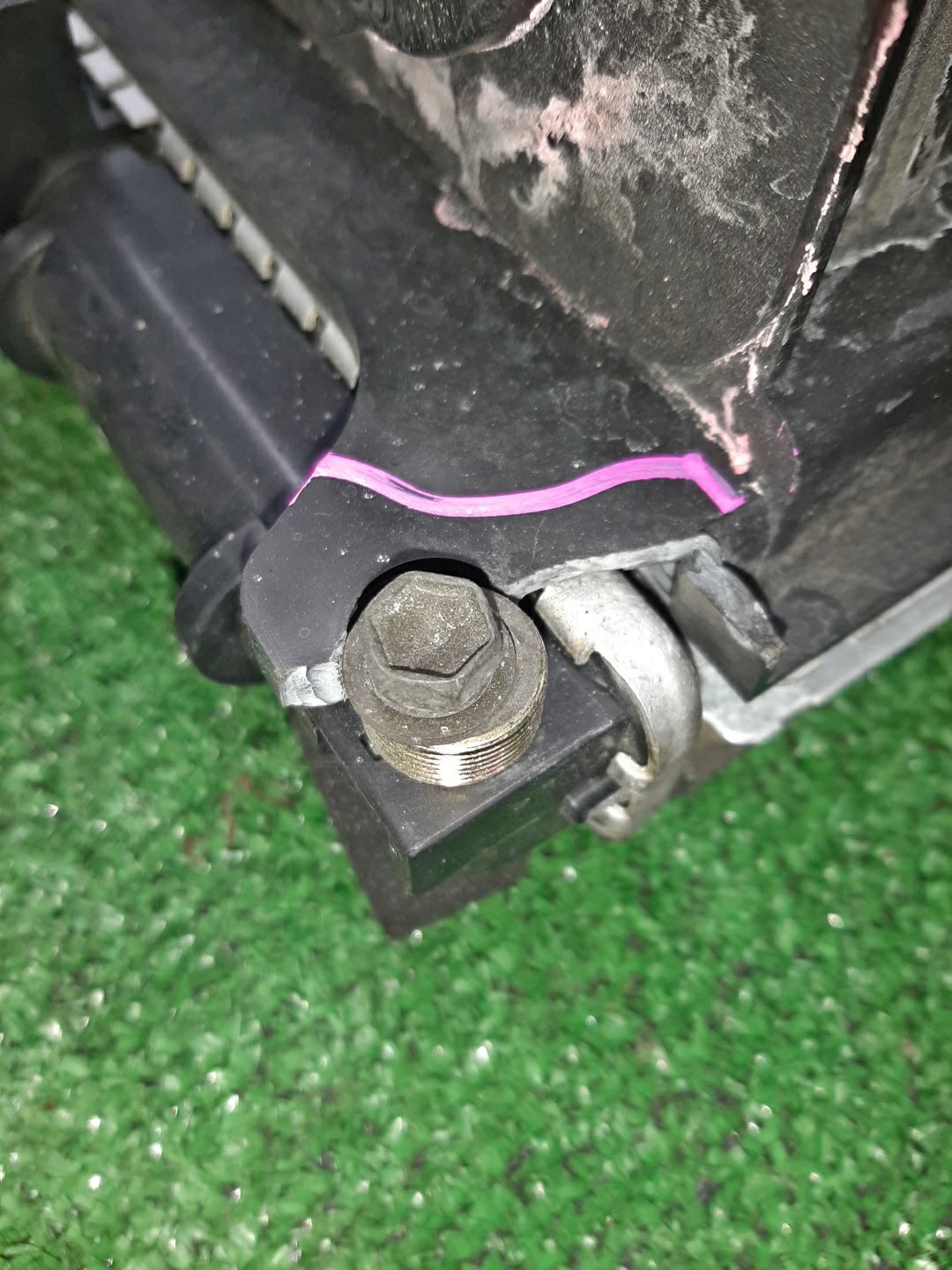 Радиатор основной TOYOTA BREVIS JCG10, JCG11, JCG15 2JZ-FSE 3682 3 ракурс