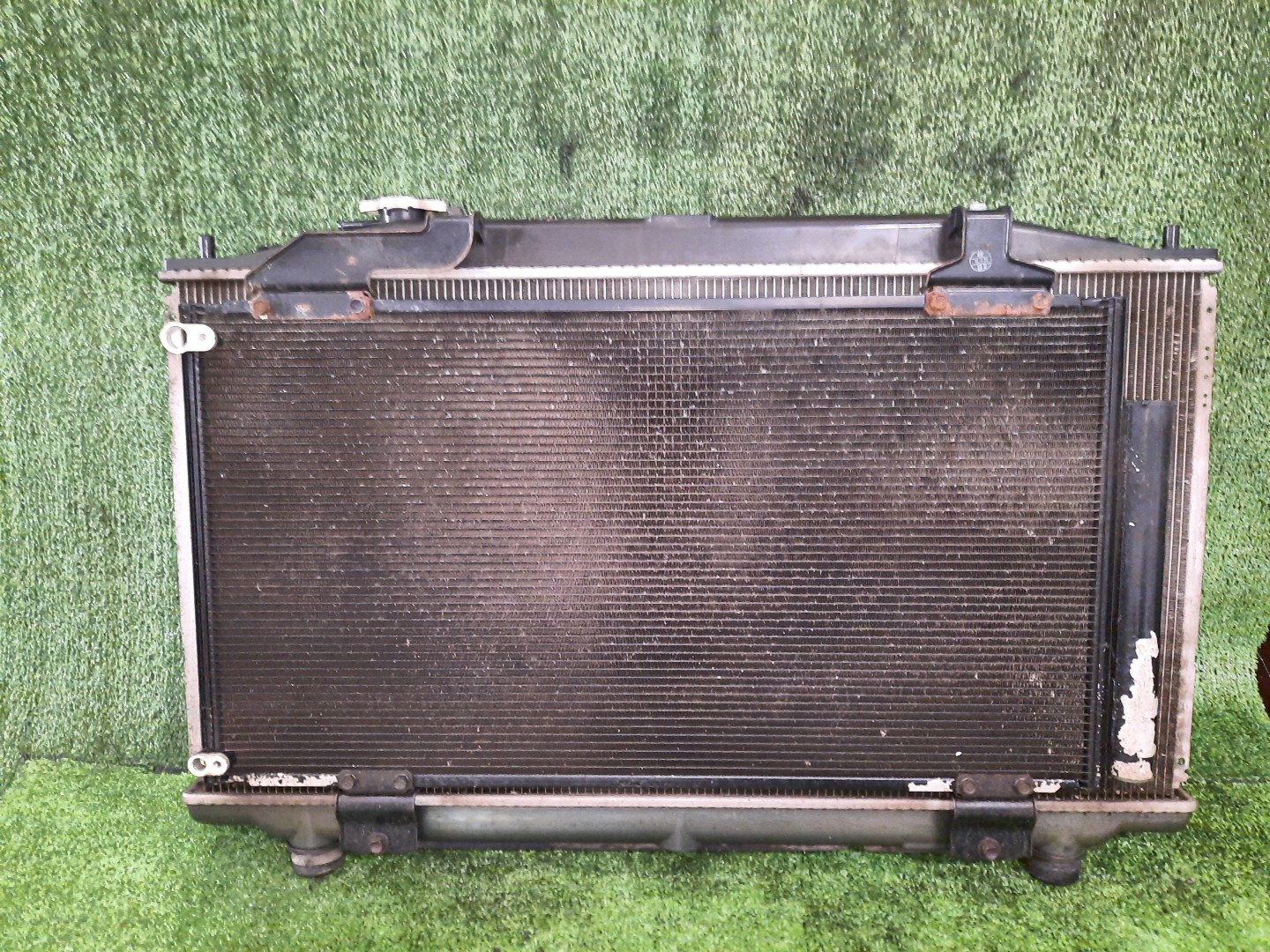 Радиатор основной HONDA ACCORD CU1, CW1, CW2, CU2 K24A 3798 2 ракурс