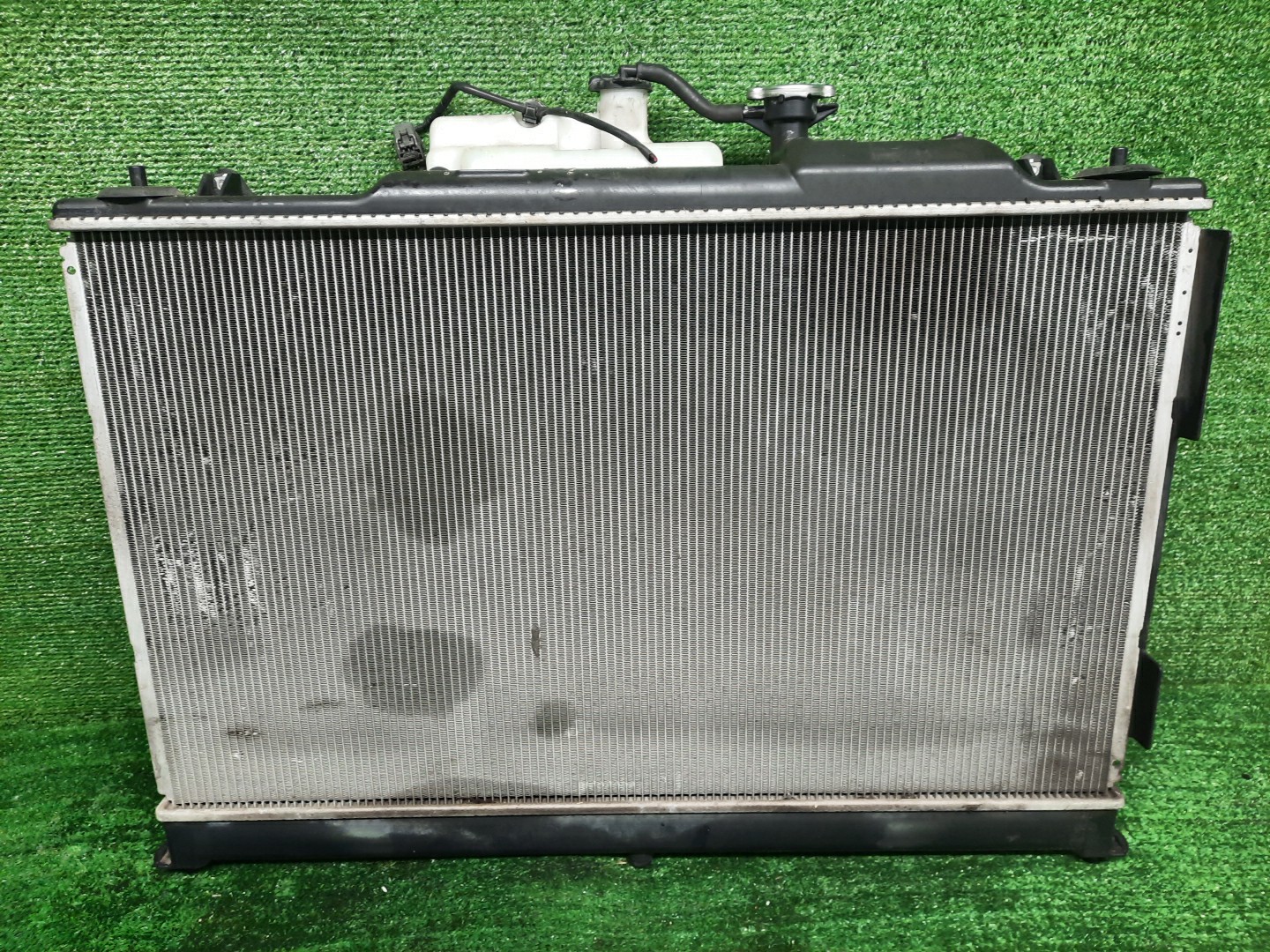Радиатор основной MAZDA CX-7 ER3P L3-VDT 3945 5 ракурс