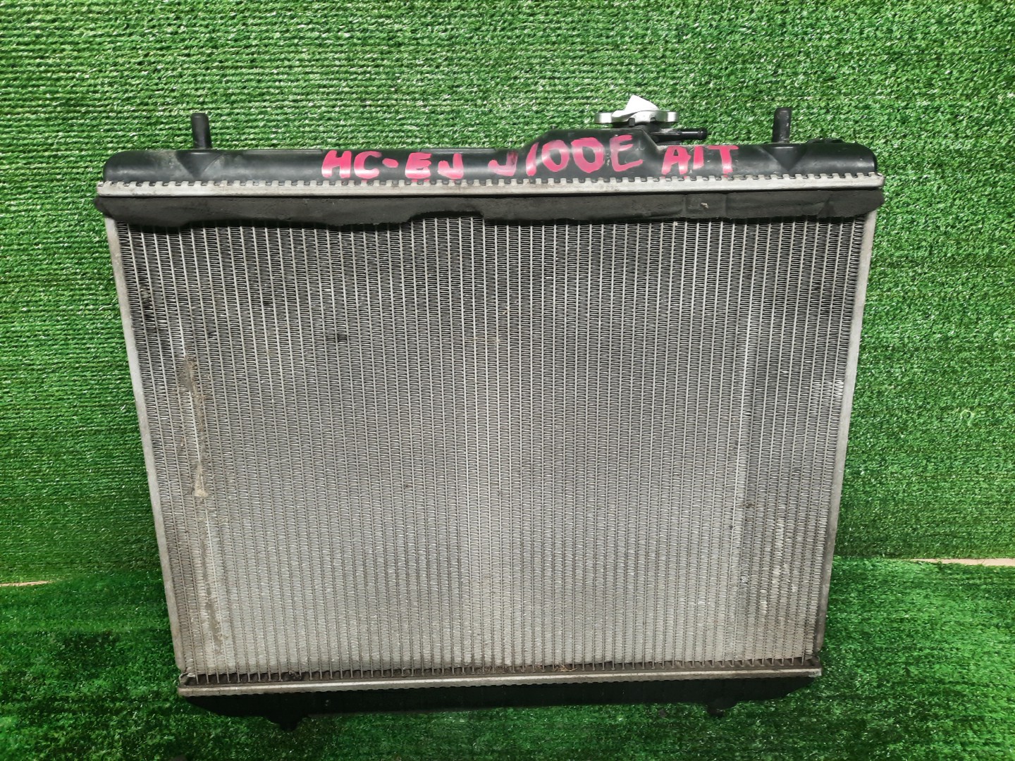 Радиатор основной TOYOTA TERIOS, CAMI J100G, J102G, J100E, J102E, J122E HC-EJ 3991 2 ракурс