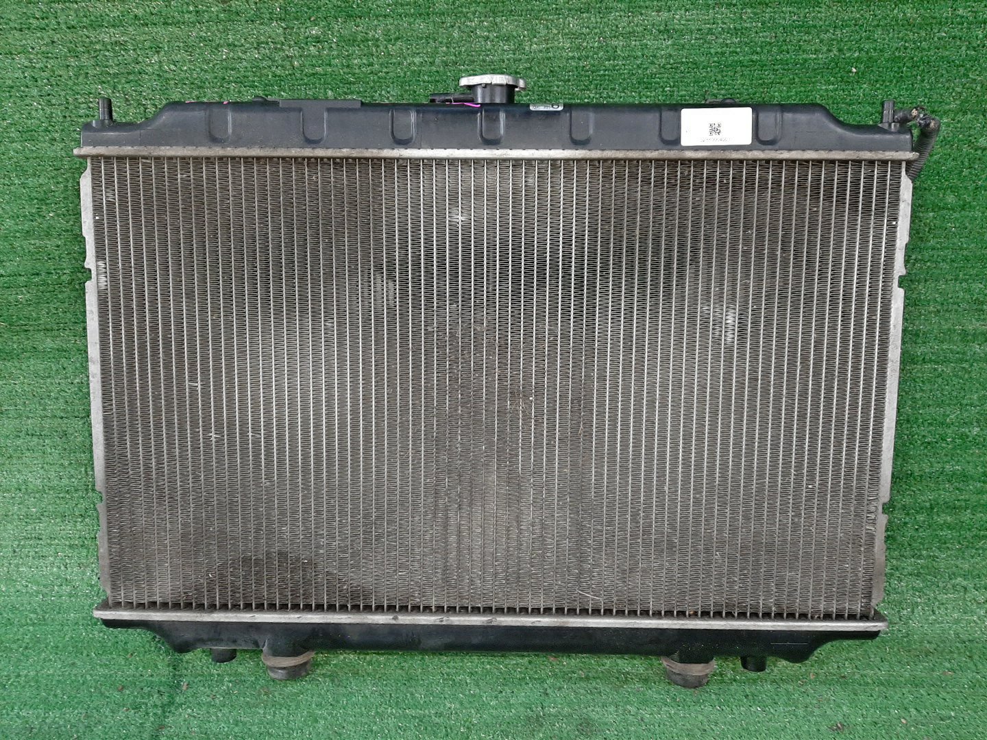 Радиатор основной NISSAN CEFIRO A32 VQ20DE 4003 1 ракурс