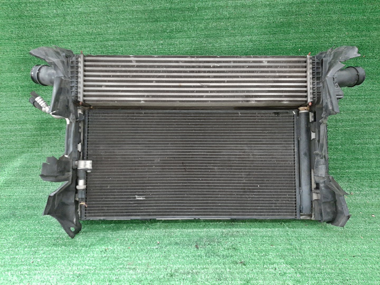 Радиатор основной AUDI A4 8K2, B8, 8K5 CDN 4029 1 ракурс Радиатор основной AUDI A4 8K2, B8, 8K5 CDN 4029 1 ракурс