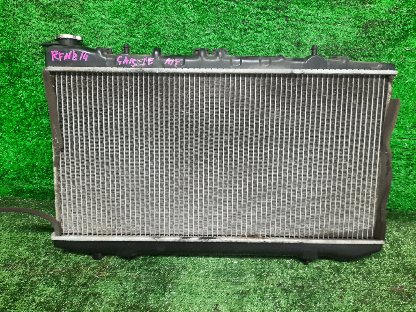 Радиатор основной NISSAN RASHEEN RFNB14 GA15DE 4070 2 ракурс