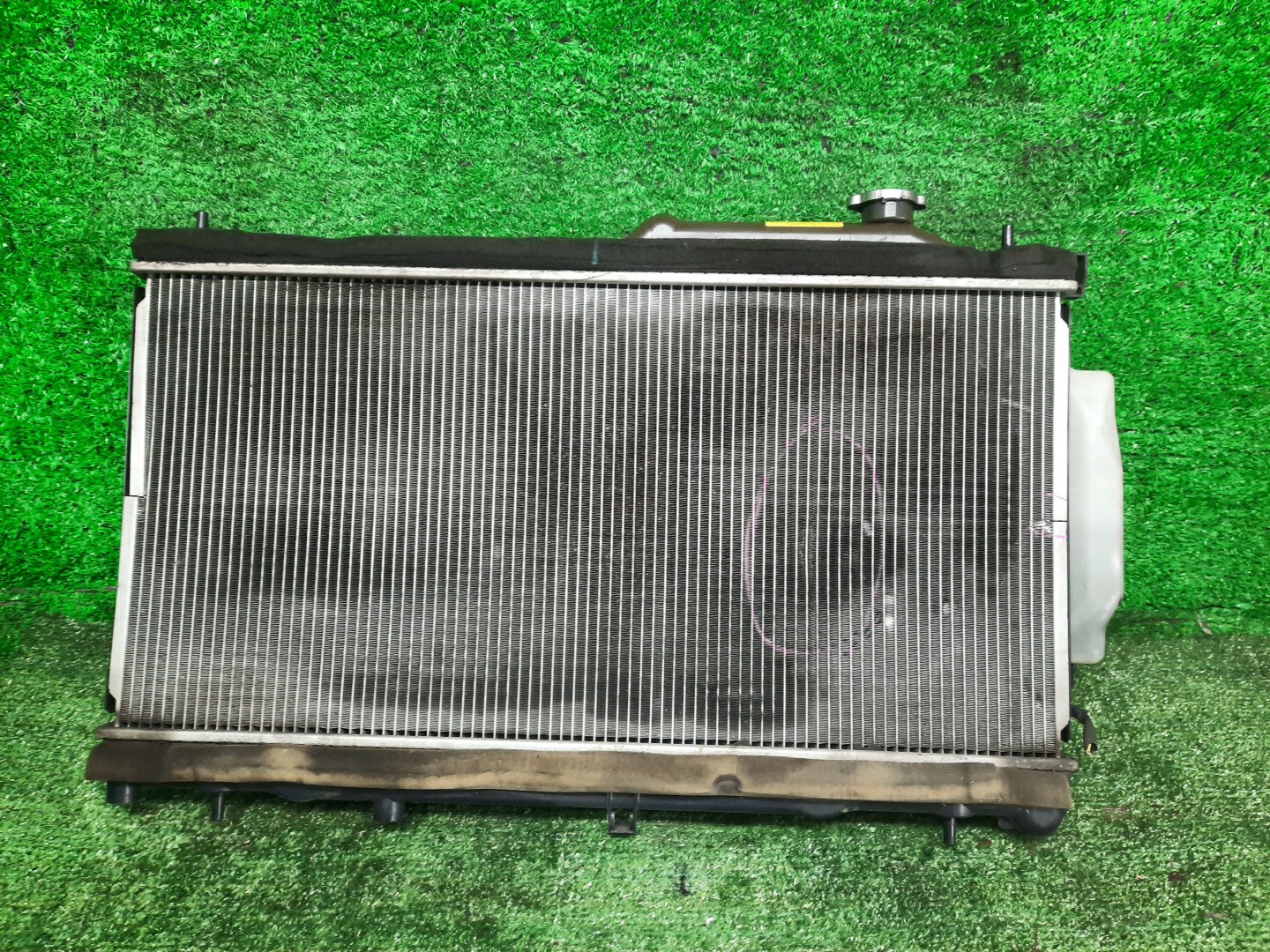 Радиатор основной SUBARU LEVORG VM4 FB16 4077 4 ракурс