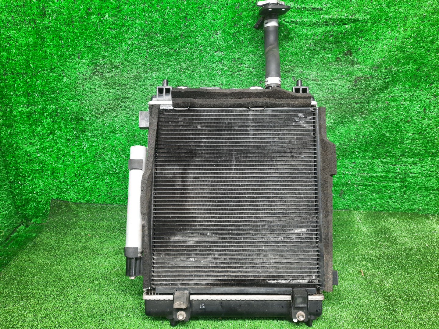Радиатор основной HONDA N-VAN, N-BOX JJ1, JJ2, JF3, JF4 S07B 4230 2 ракурс