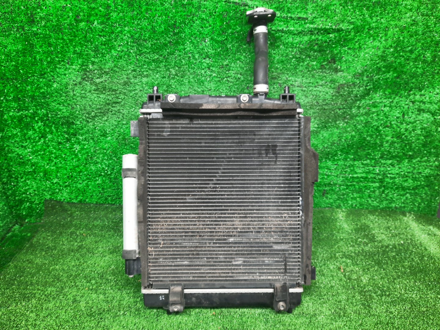 Радиатор основной HONDA N-VAN, N-BOX JJ1, JJ2, JF3, JF4 S07B 4231 2 ракурс
