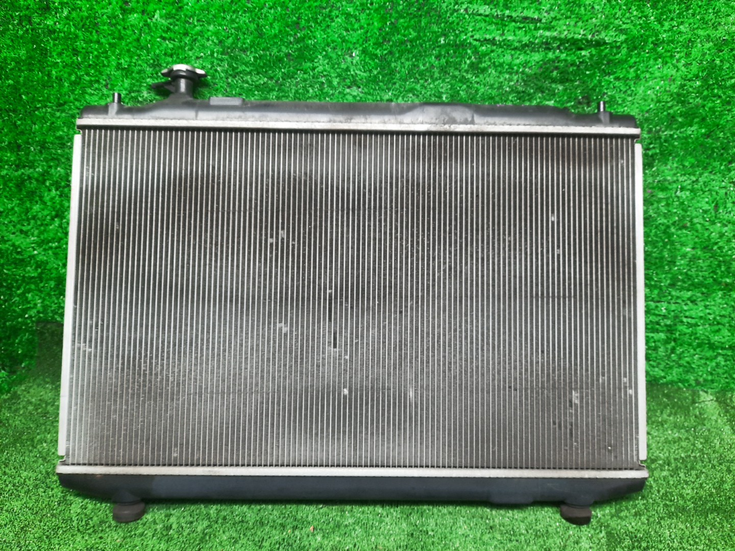 Радиатор основной HONDA ODYSSEY RC1 K24W 4245 2 ракурс