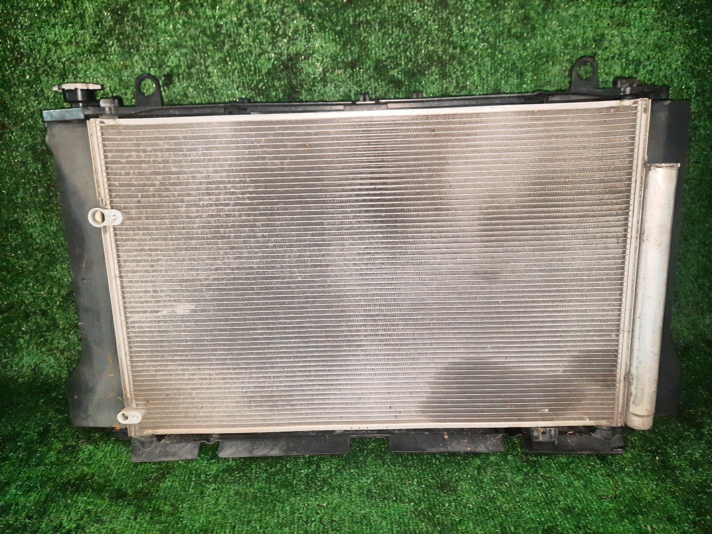 Радиатор основной TOYOTA AXIO, COROLLA FIELDER, COROLLA  AXIO, FIELDER NZE141, NZE144, ZRE142, ZRE144, ZRE144G, ZRE142G, NZE144G, NZE141G 1NZ-FE, 2ZR-FE, 2ZR-FAE 4270 2 ракурс