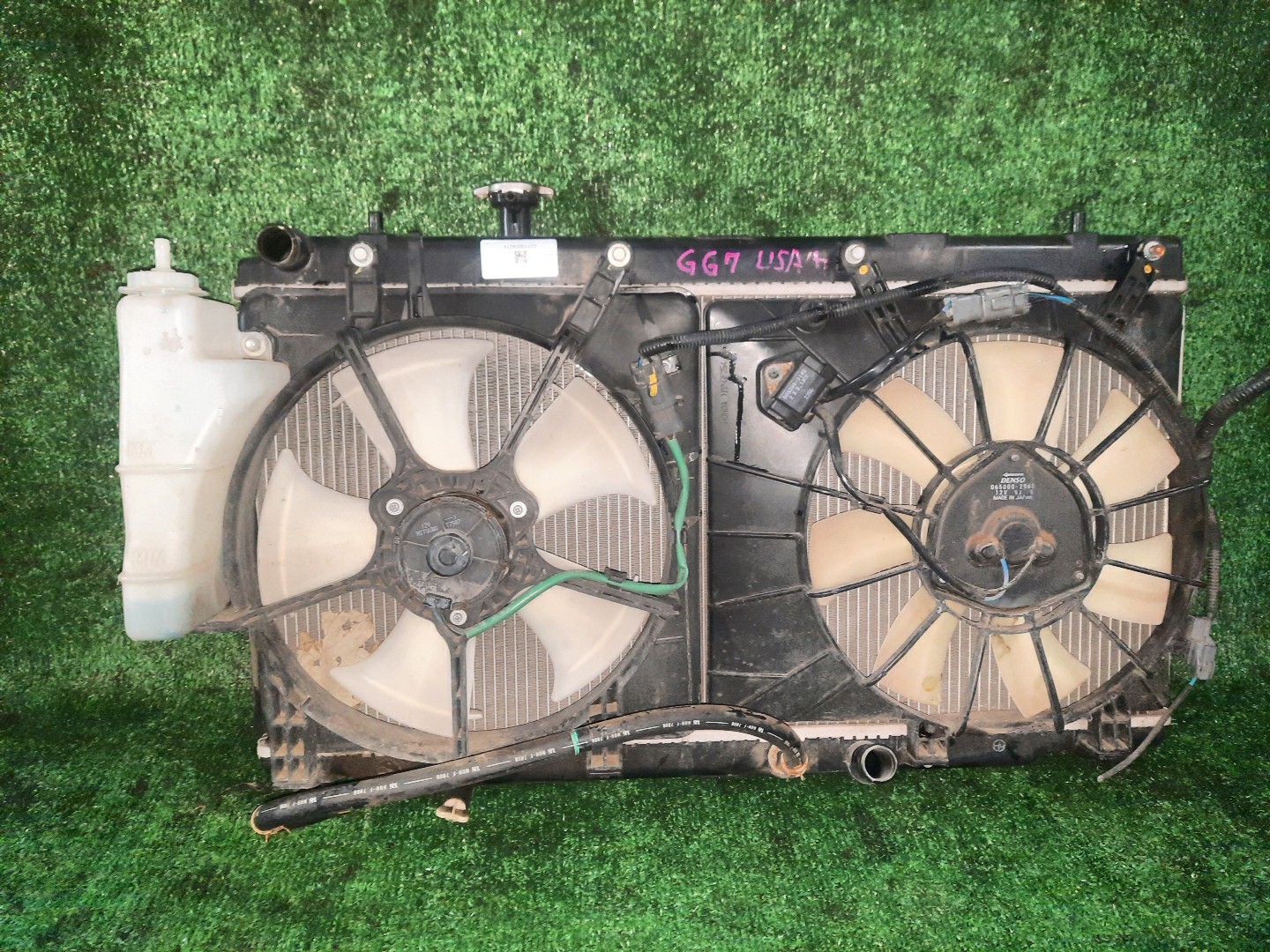 Радиатор основной HONDA FIT SHUTTLE GG7 L15A 4274 1 ракурс Радиатор основной HONDA FIT SHUTTLE GG7 L15A 4274 1 ракурс