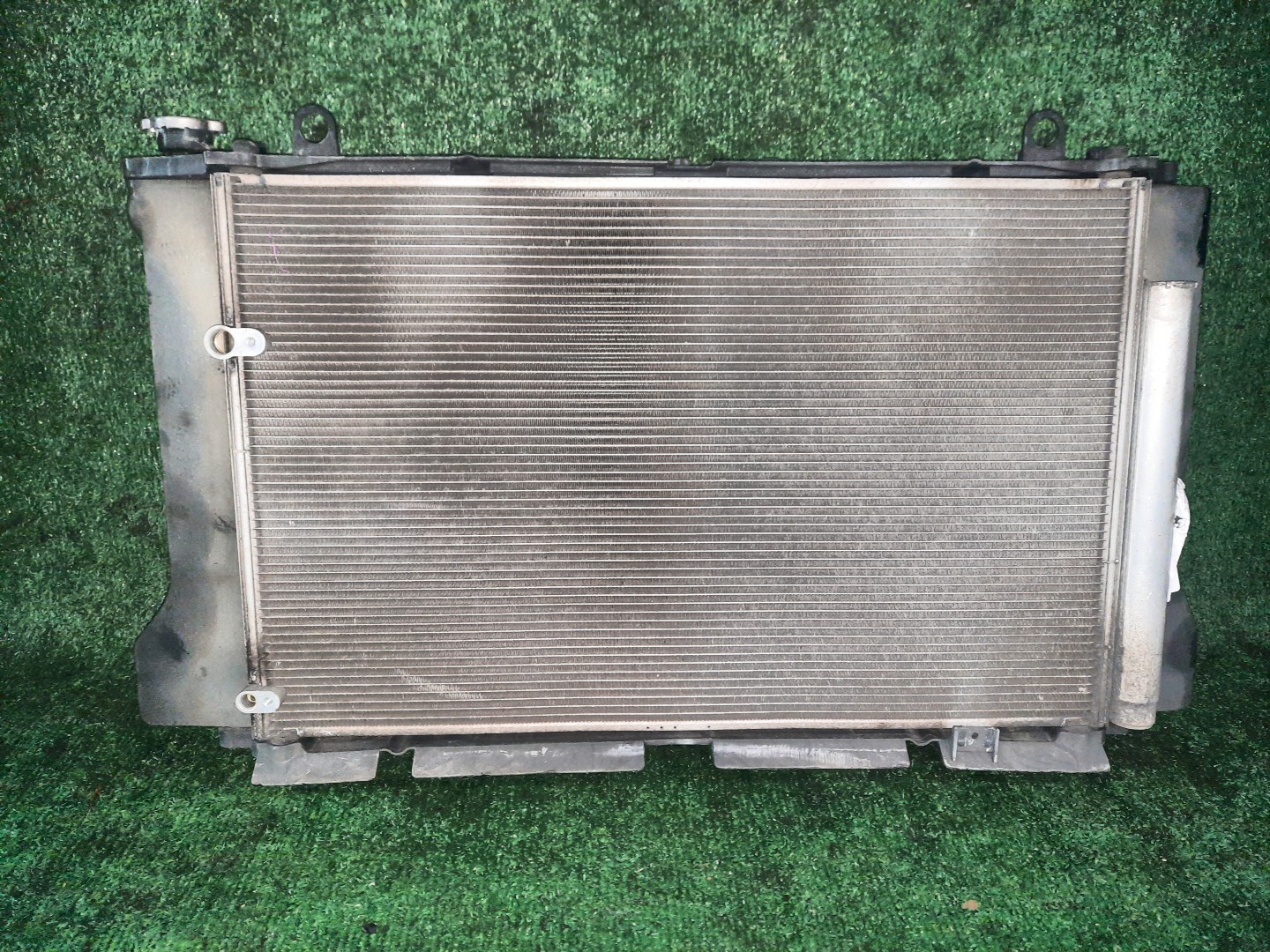Радиатор основной TOYOTA AXIO, COROLLA FIELDER, COROLLA  AXIO, FIELDER NZE141, NZE144, ZRE142, ZRE144, ZRE144G, ZRE142G, NZE144G, NZE141G 1NZ-FE, 2ZR-FAE, 2ZR-FE 4298 2 ракурс