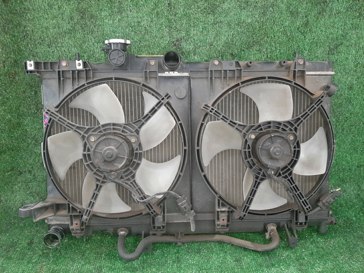 Радиатор основной SUBARU LEGACY BH9 EJ254 4313 1 ракурс