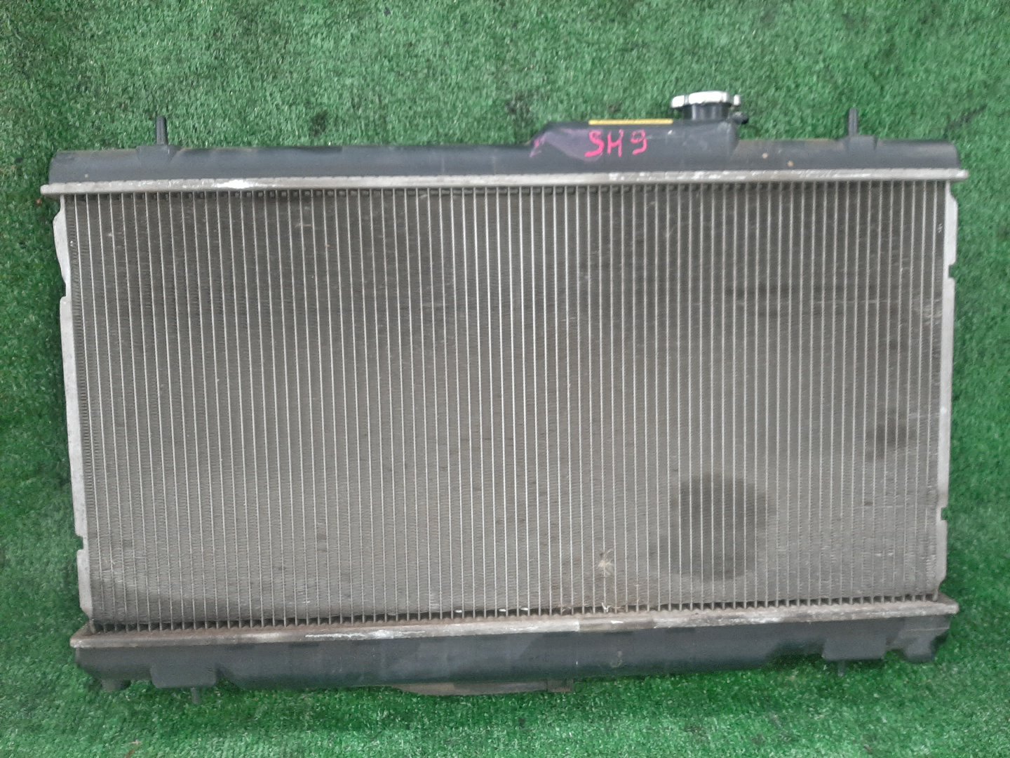 Радиатор основной SUBARU LEGACY BH9 EJ254 4313 2 ракурс