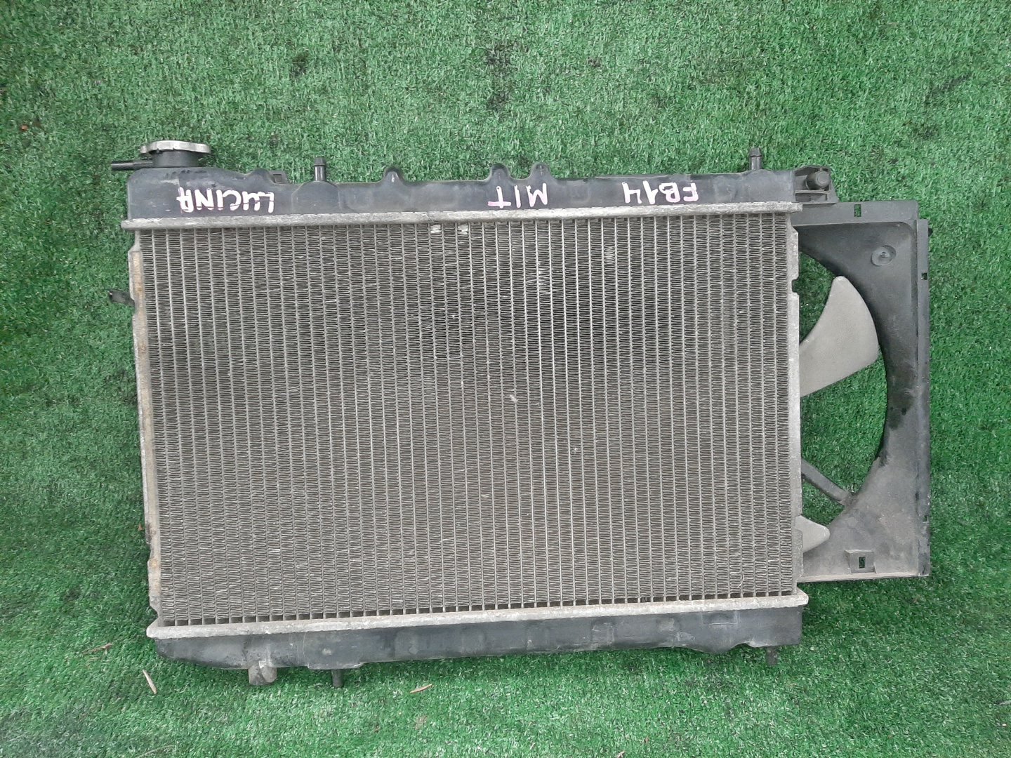 Радиатор основной NISSAN SUNNY FB14 GA15DE 4364 2 ракурс
