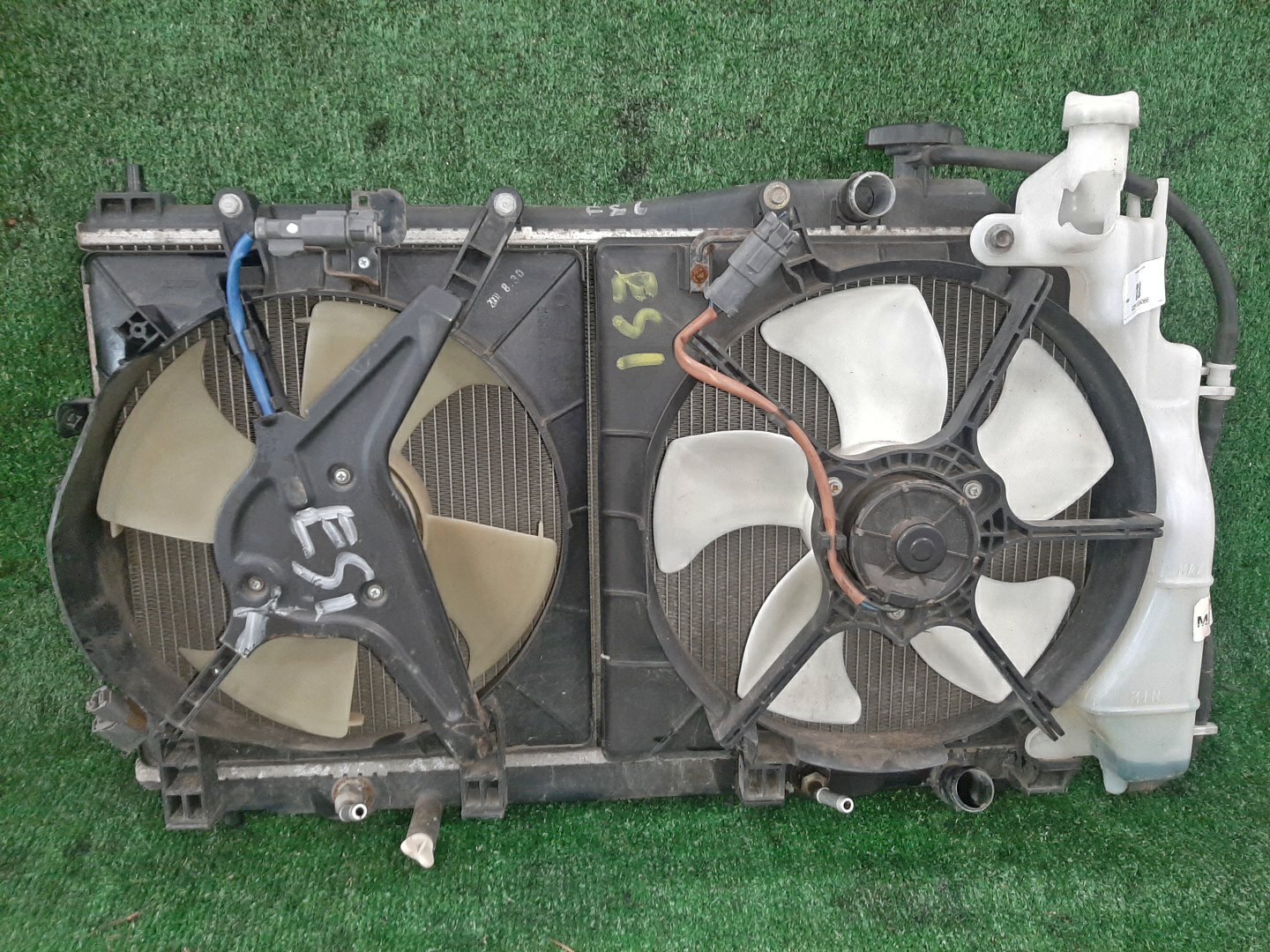 Радиатор основной HONDA CIVIC FERIO ES1 D15B 4366 1 ракурс