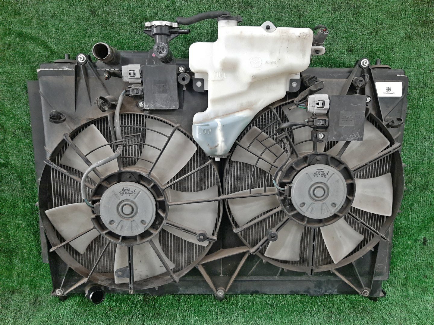 Радиатор основной MAZDA CX-7 ER3P L3-VDT 4445 1 ракурс