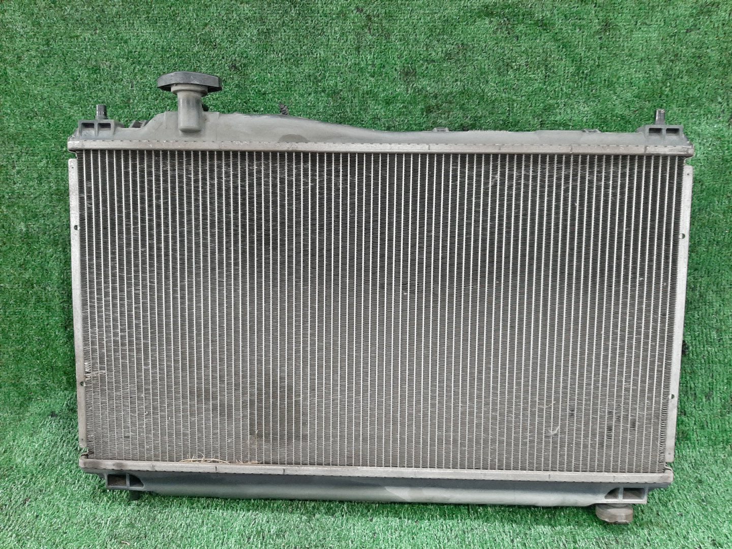 Радиатор основной HONDA CIVIC FERIO ES3 D17A 4458 2 ракурс