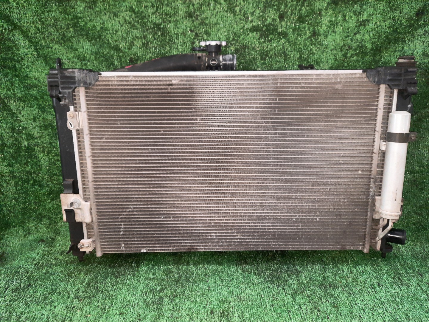 Радиатор основной MITSUBISHI OUTLANDER CW5W 4B12 4500 2 ракурс