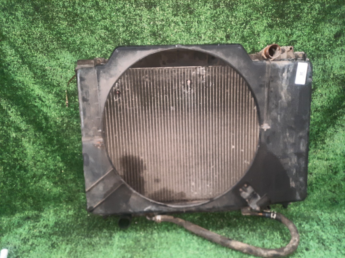 Радиатор основной TOYOTA ESTIMA TCR10W 2TZ-FE 4527 1 ракурс