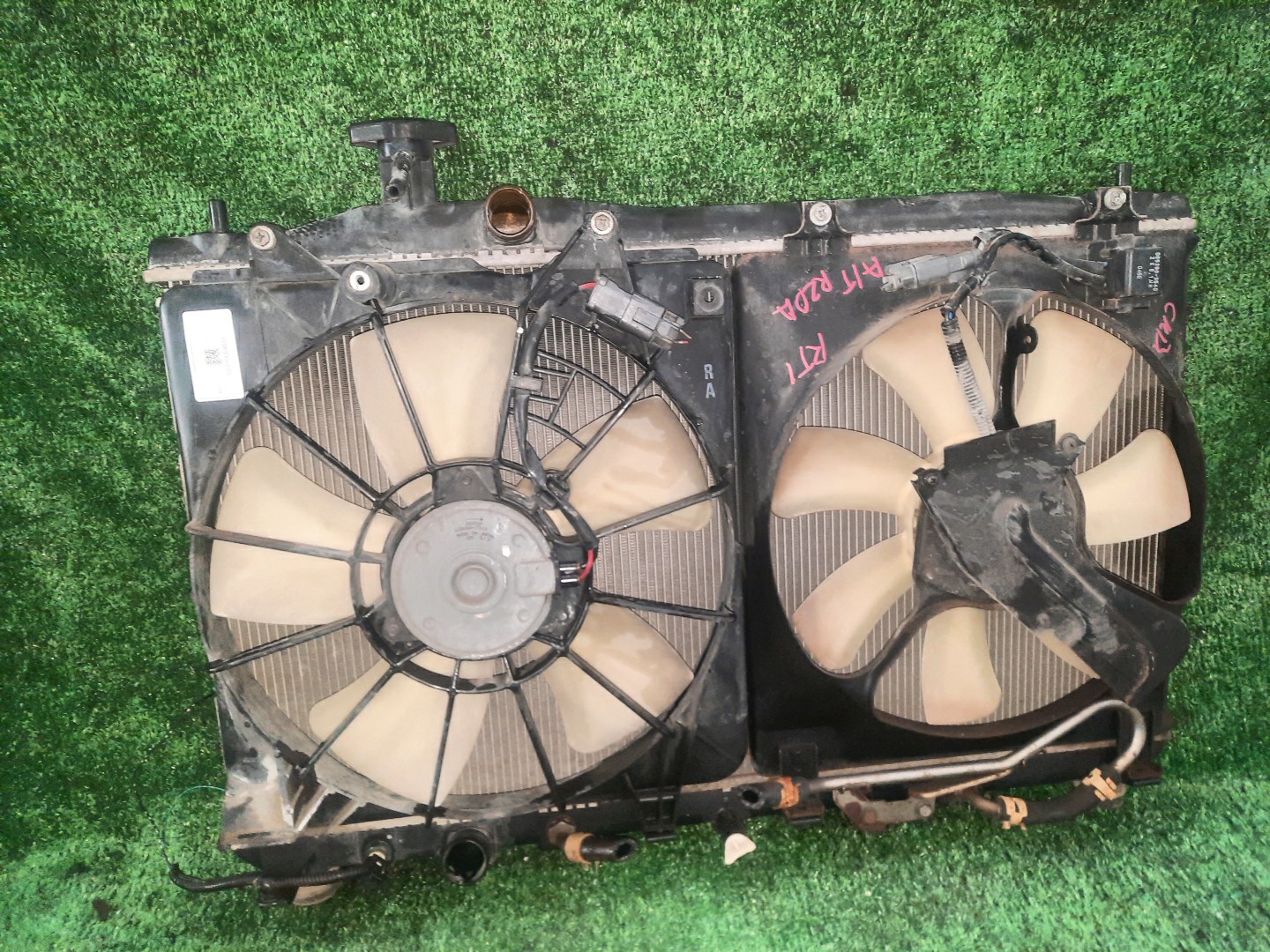 Радиатор основной HONDA CROSSROAD RT2, RT1, RT3, RT4 R18A 4531 1 ракурс