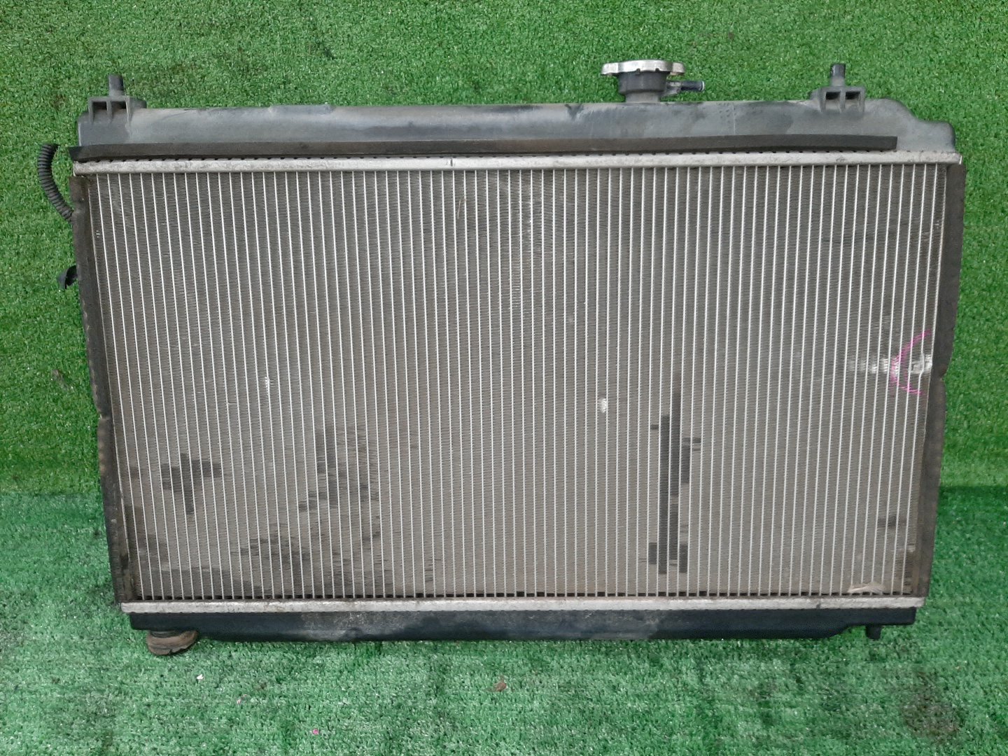 Радиатор основной HONDA FIT ARIA GD6, GD9, GD8, GD7 L15A 4698 4 ракурс