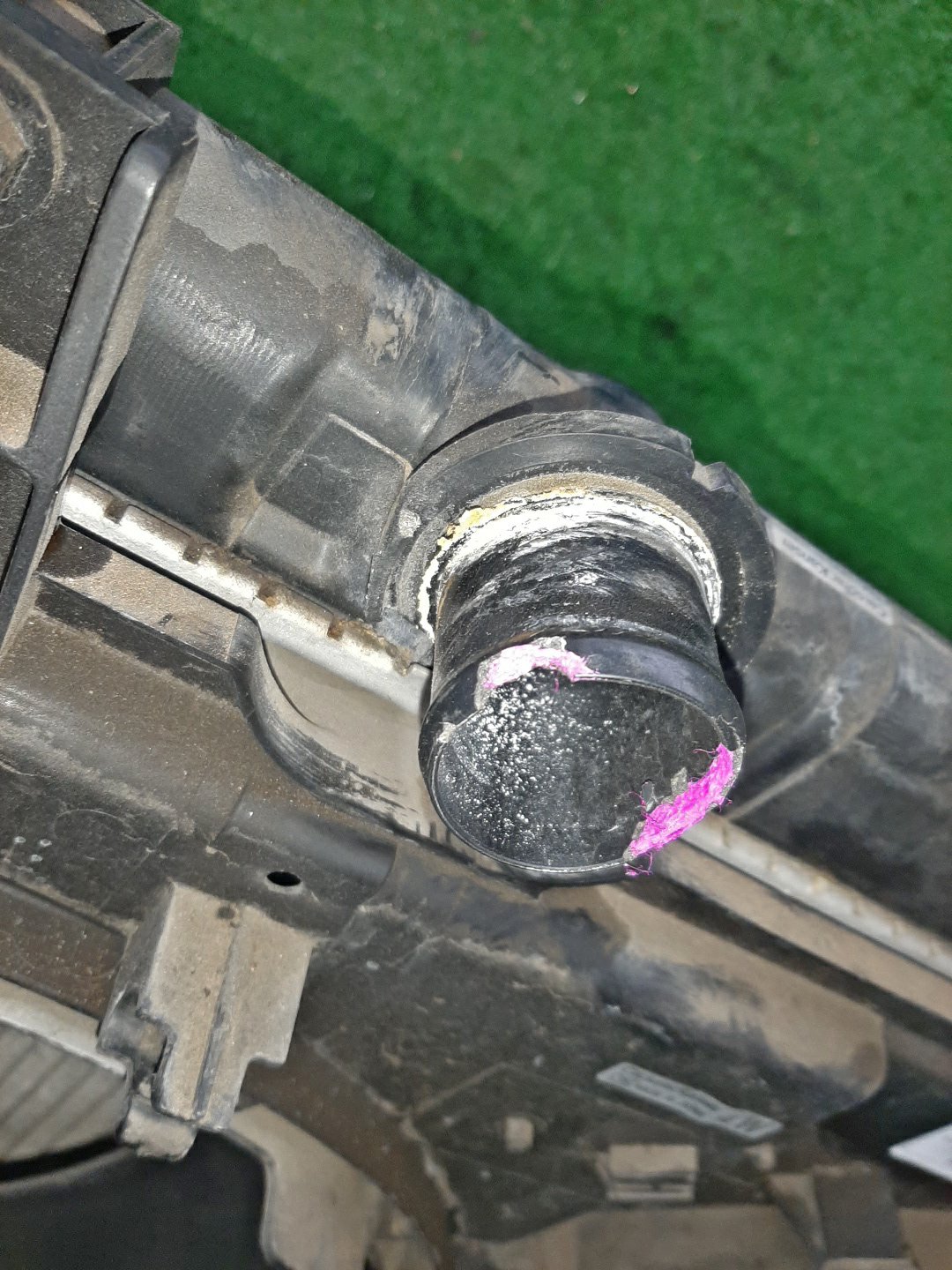 Радиатор основной NISSAN LIBERTY RM12, RNM12 QR20DE 4707 2 ракурс